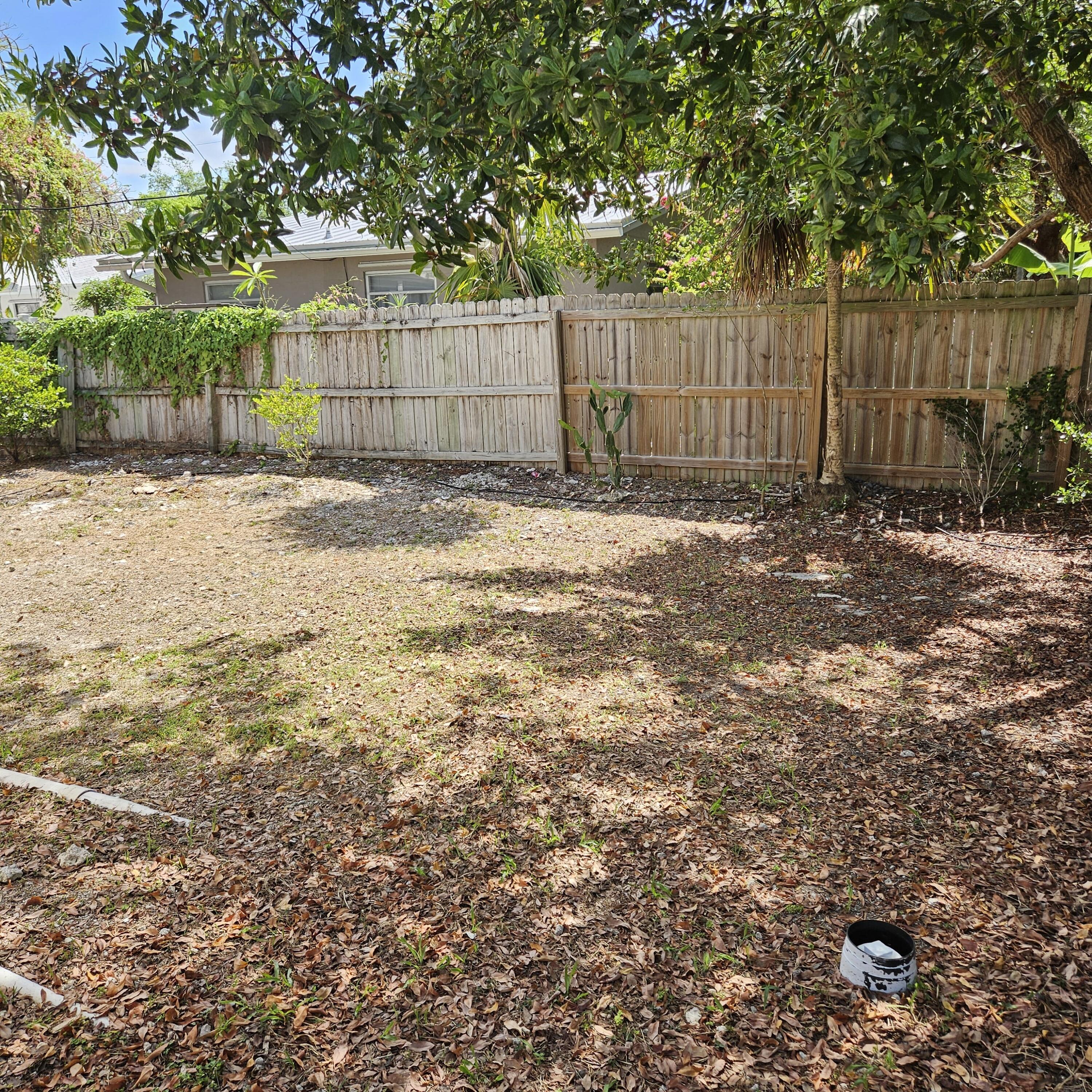 744 & 746 50th Street Gulf Street Property Photo 6