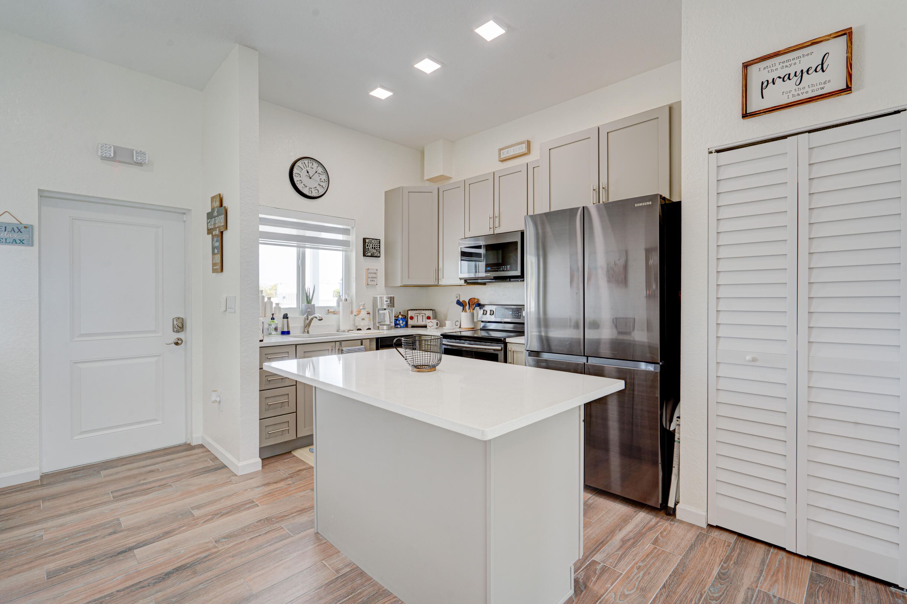 10877 Overseas Highway, 26a Property Photo 10