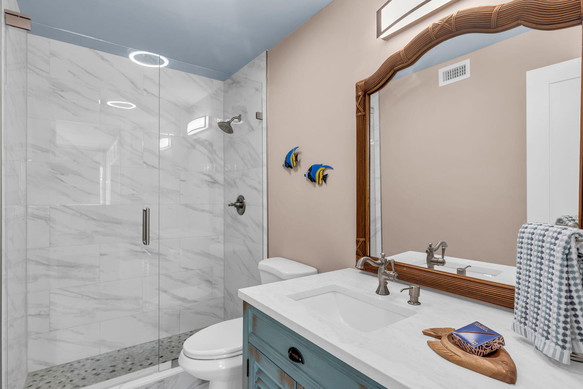 109 Avenue D, 305 Property Photo 32