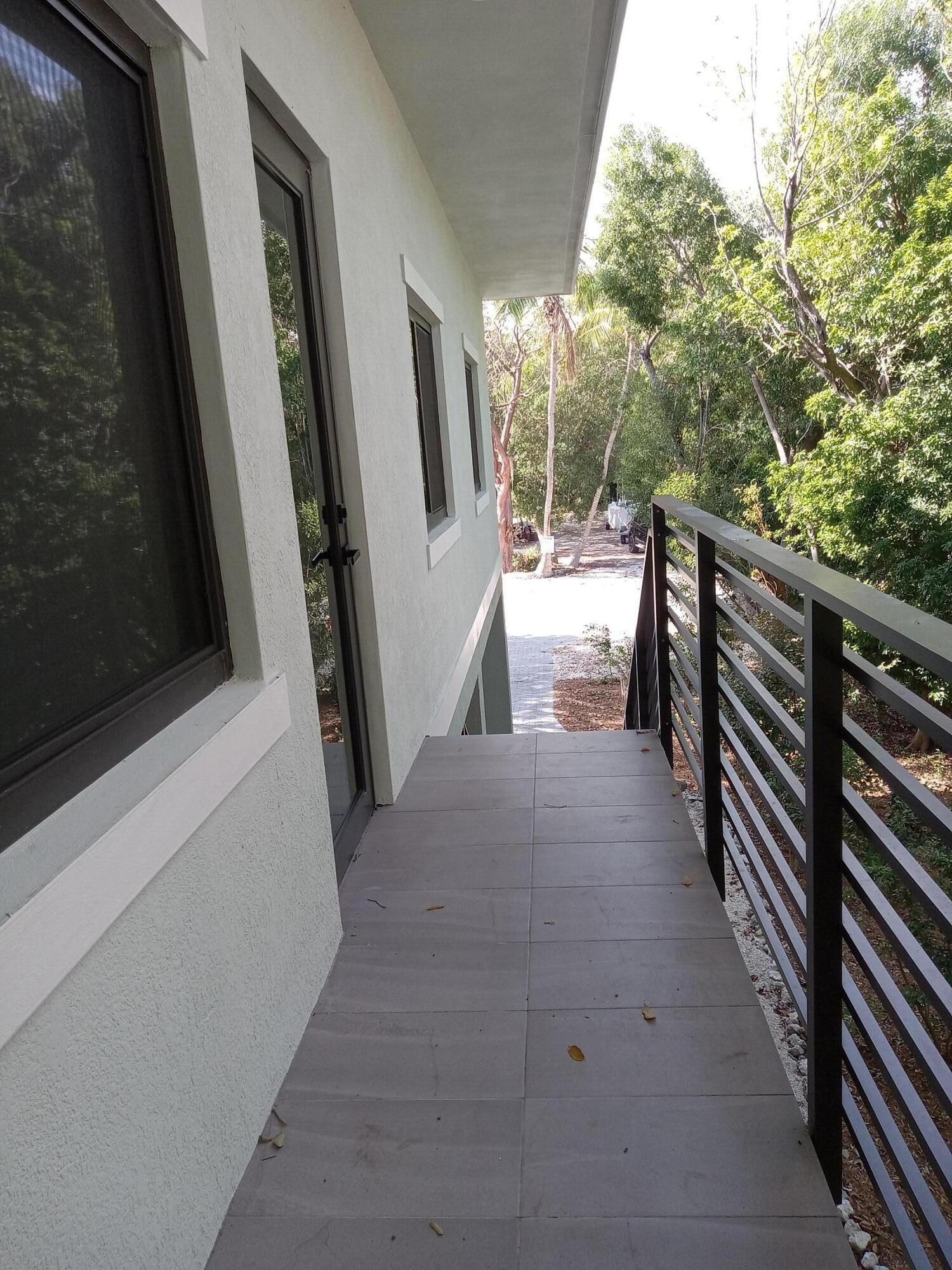 901 Estall Street Property Photo 3