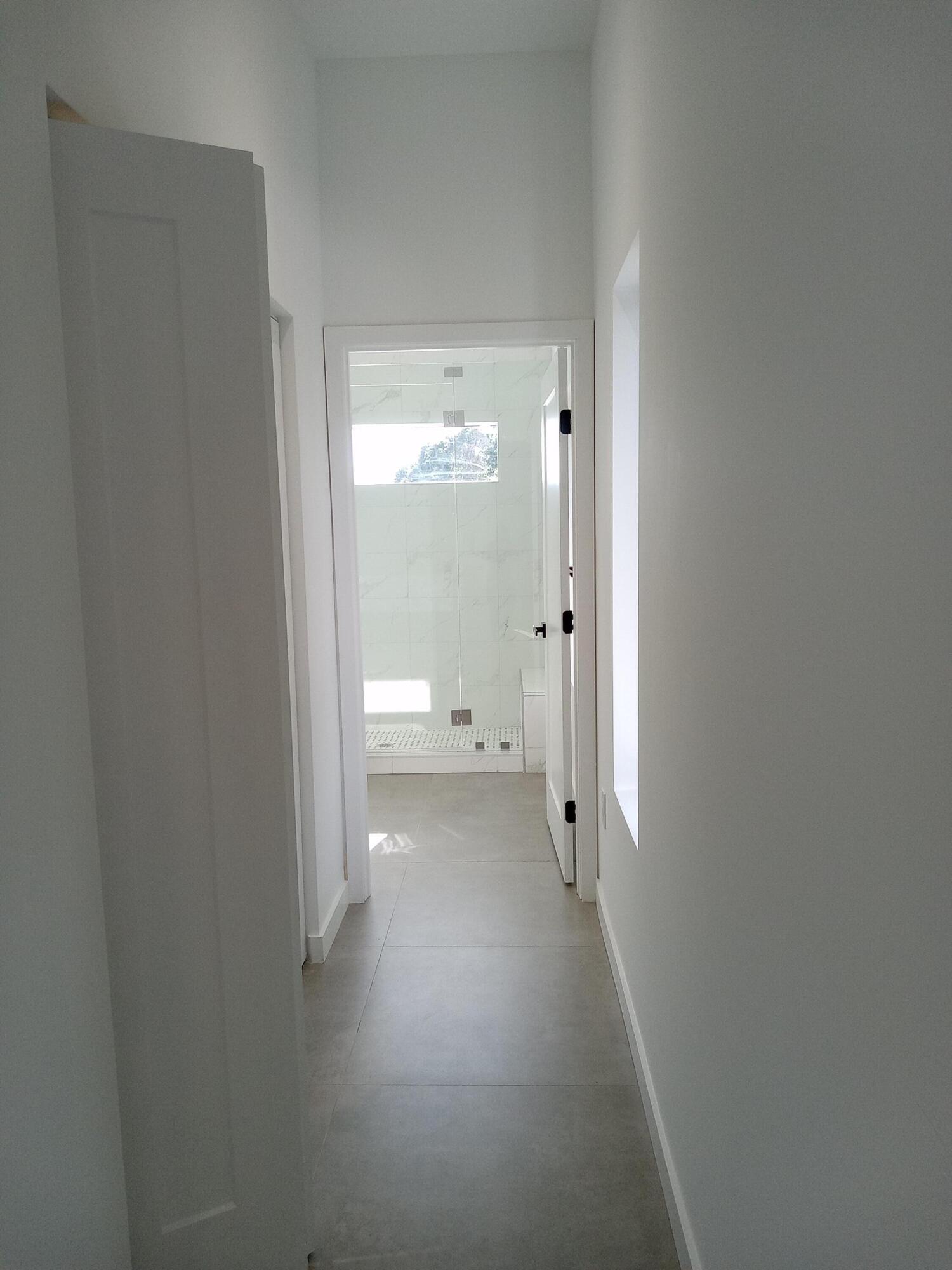 901 Estall Street Property Photo 7