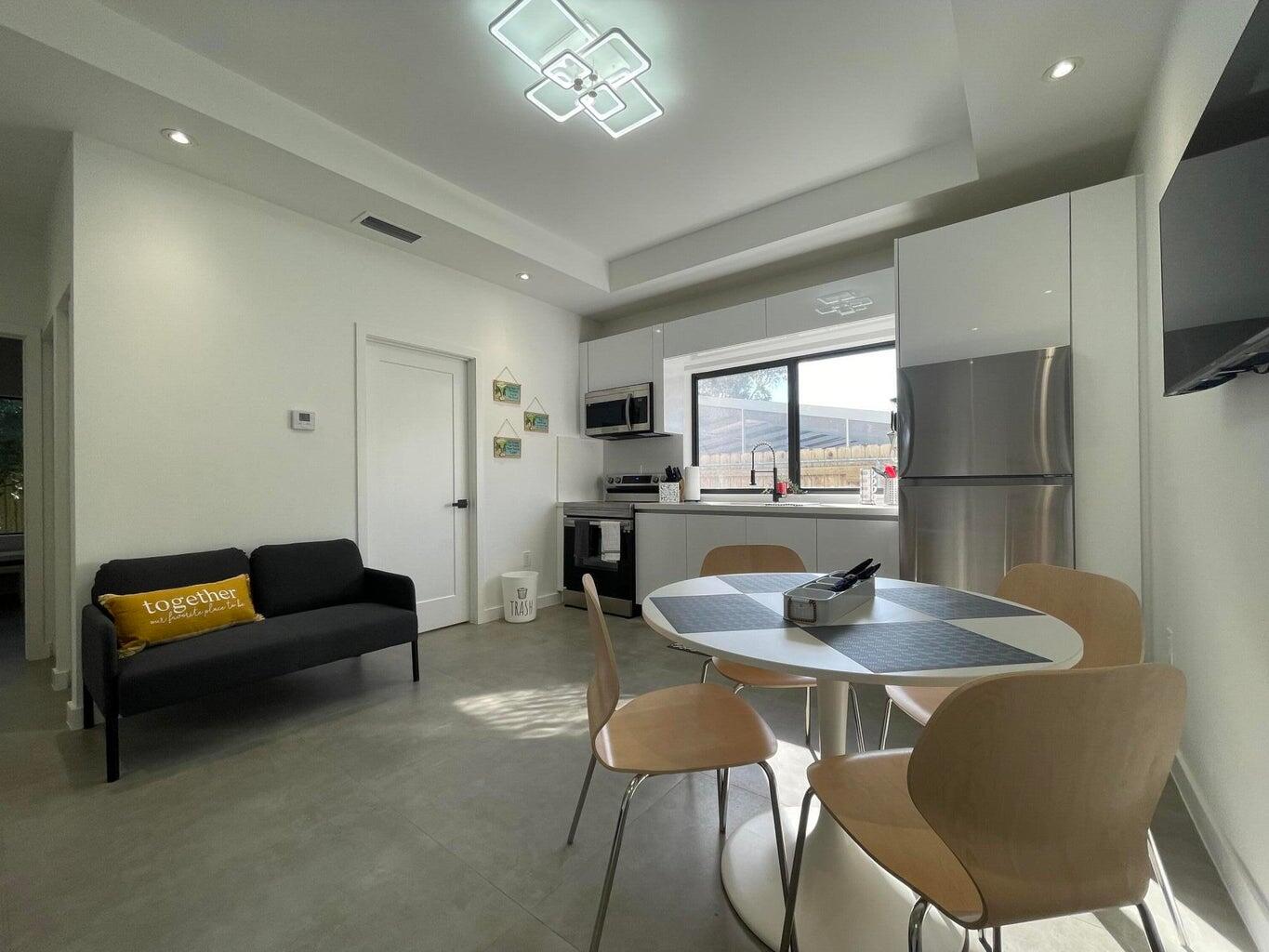 901 Estall Street Property Photo 15