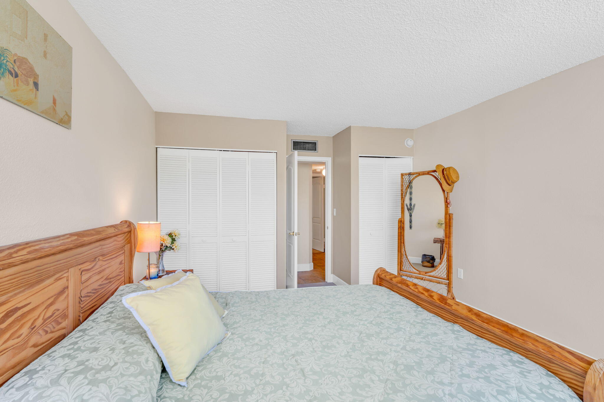 104350 Overseas Highway, B203 Property Photo 14