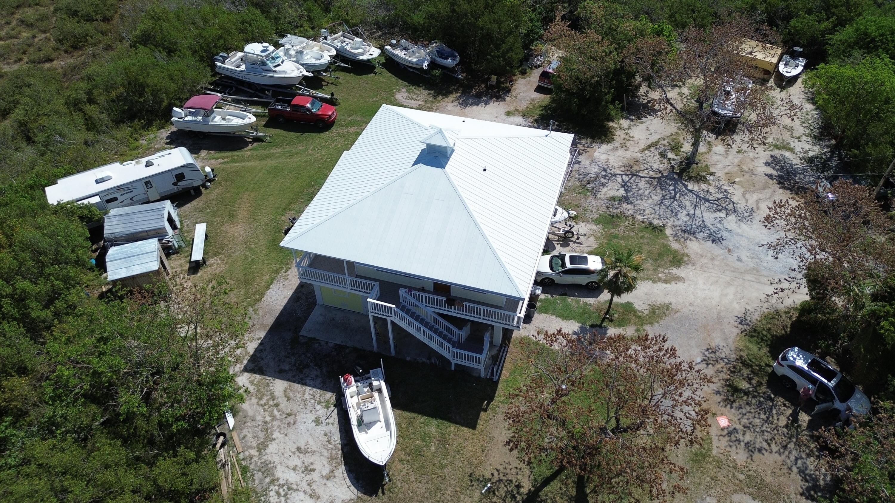 27821 Leeward S Road Property Photo 3