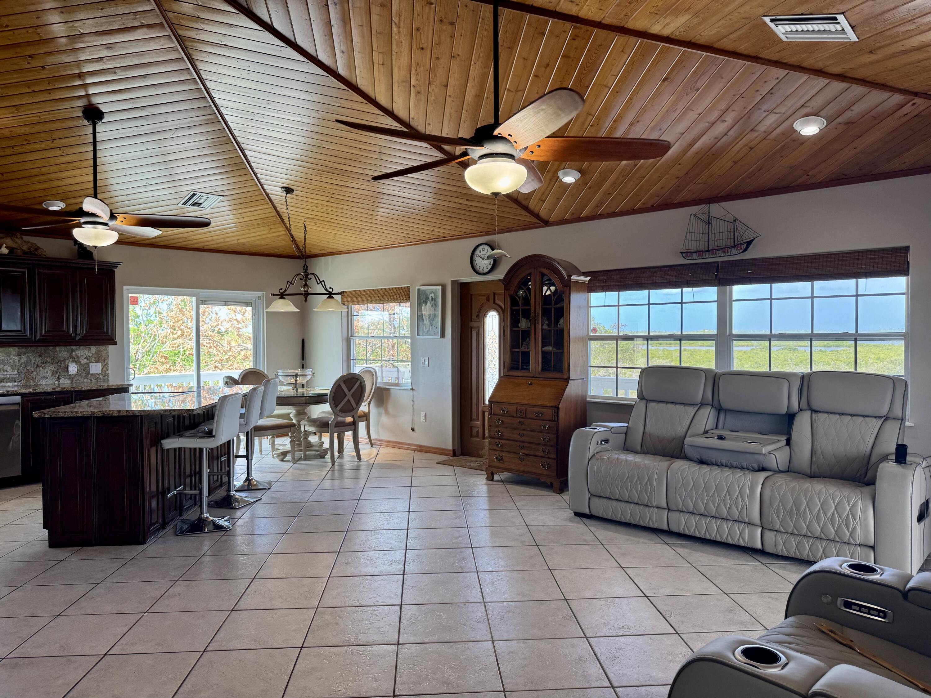 27821 Leeward S Road Property Photo 15
