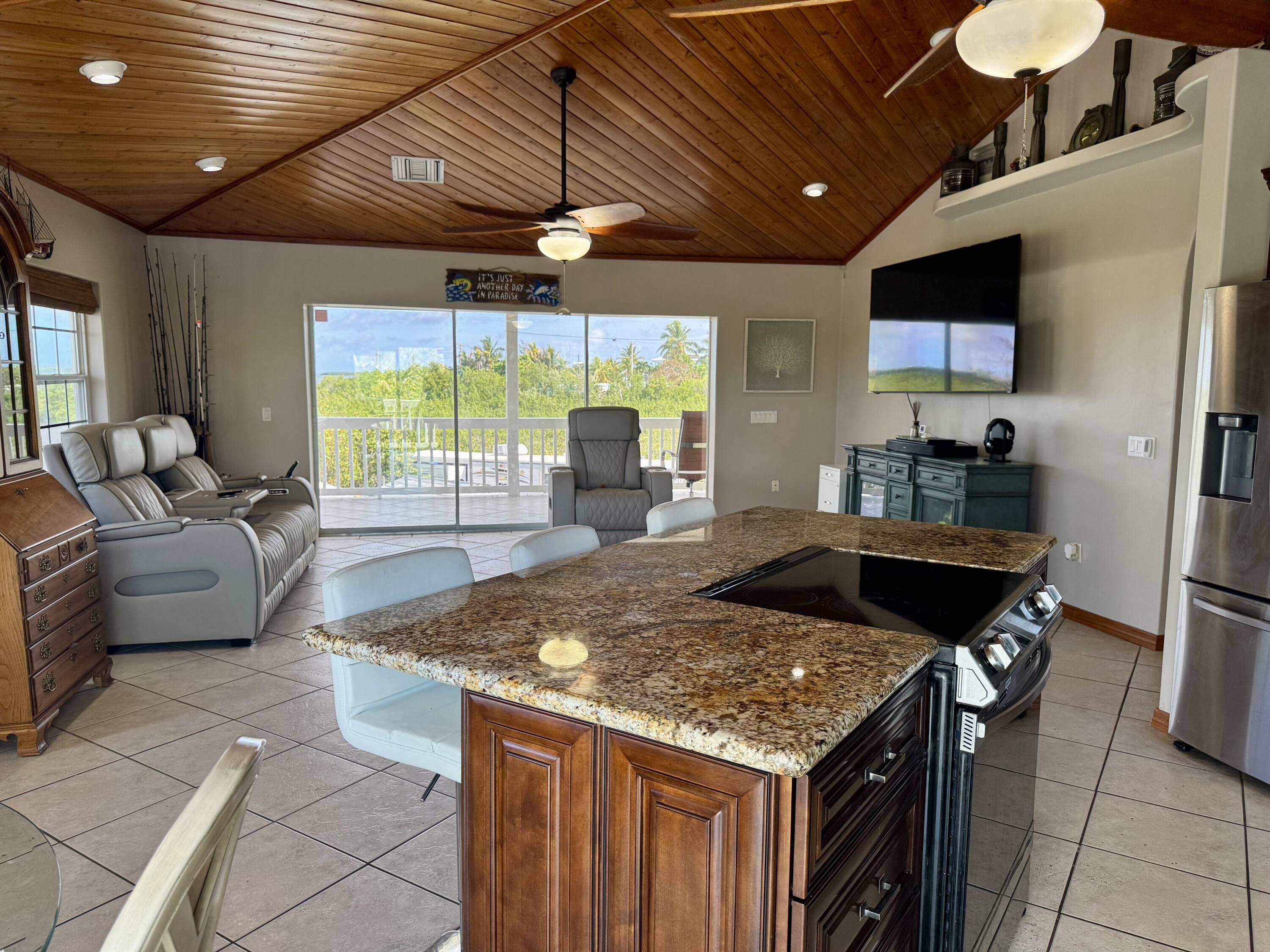 27821 Leeward S Road Property Photo 18
