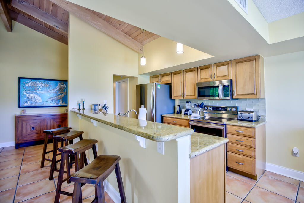 8301 Marina Villas Drive, 8301 Property Photo 4