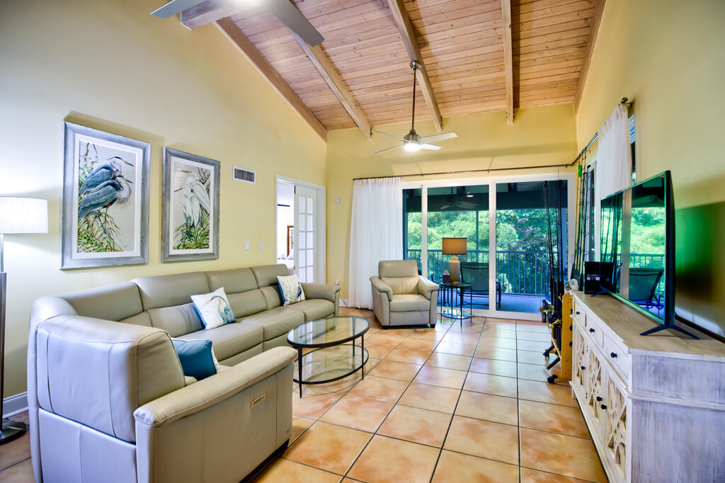 8301 Marina Villas Drive, 8301 Property Photo 11