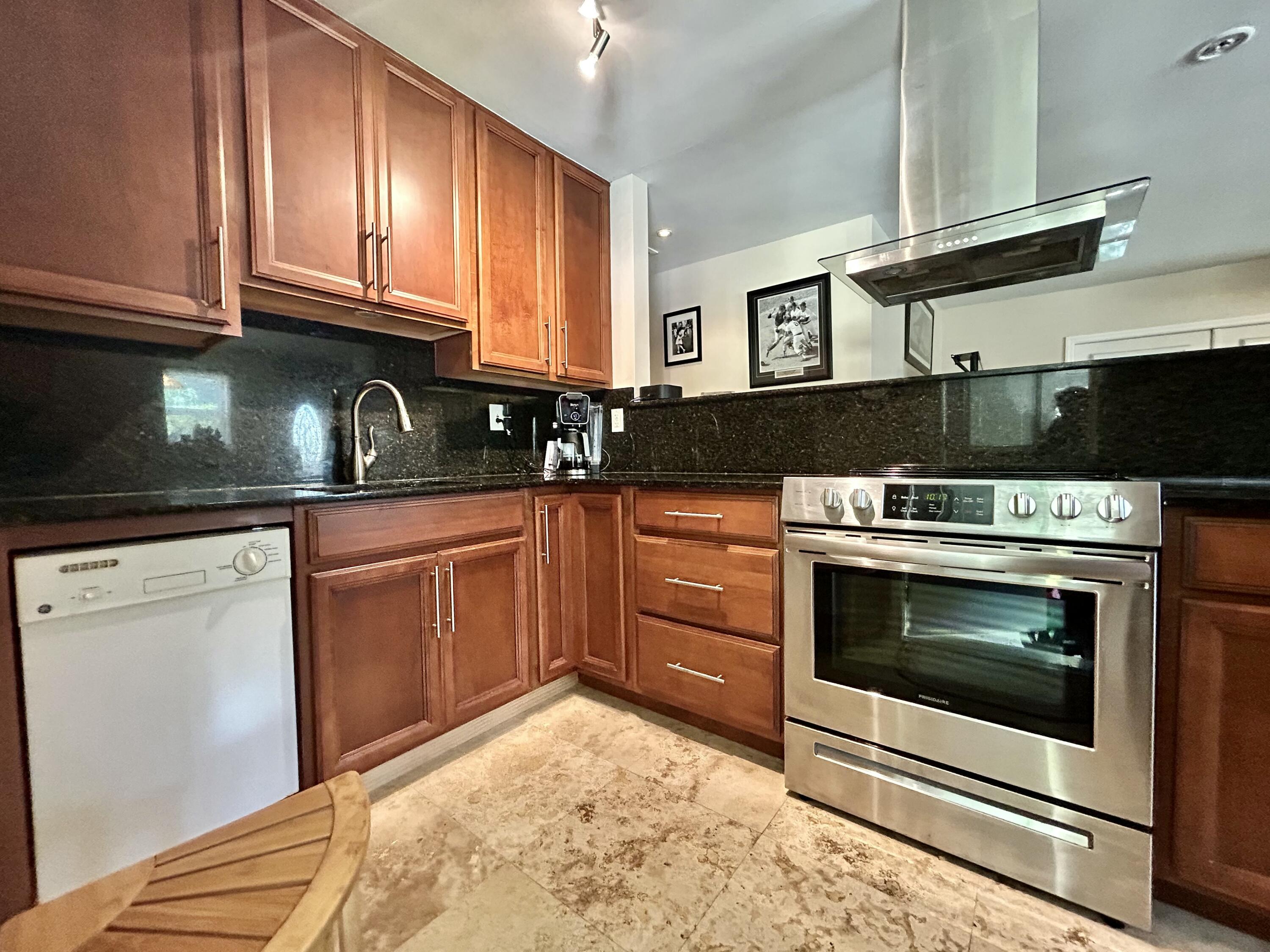 3739 Duck Avenue Property Photo 6