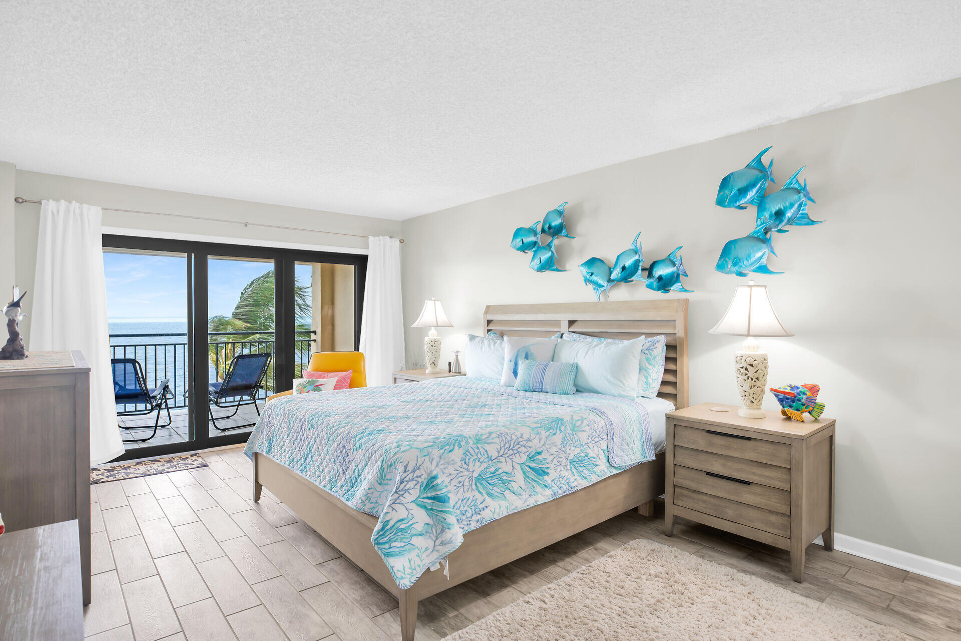 1001 W Ocean Drive, 1-305 Property Photo 13