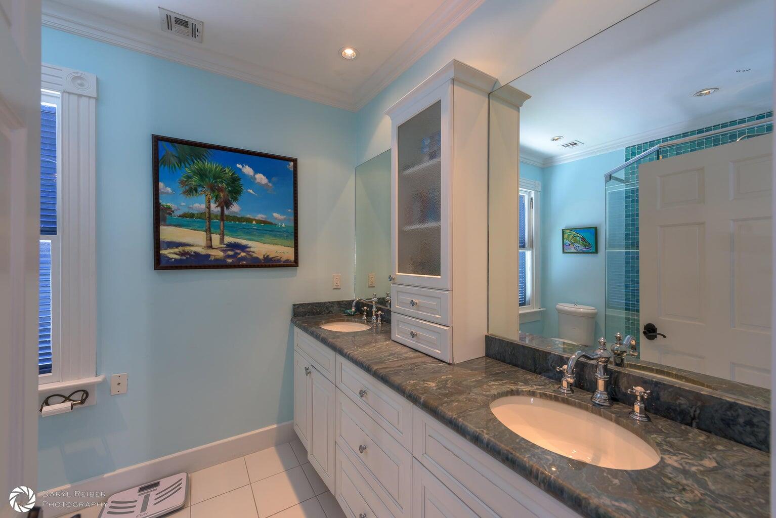312 William Street Property Photo 13