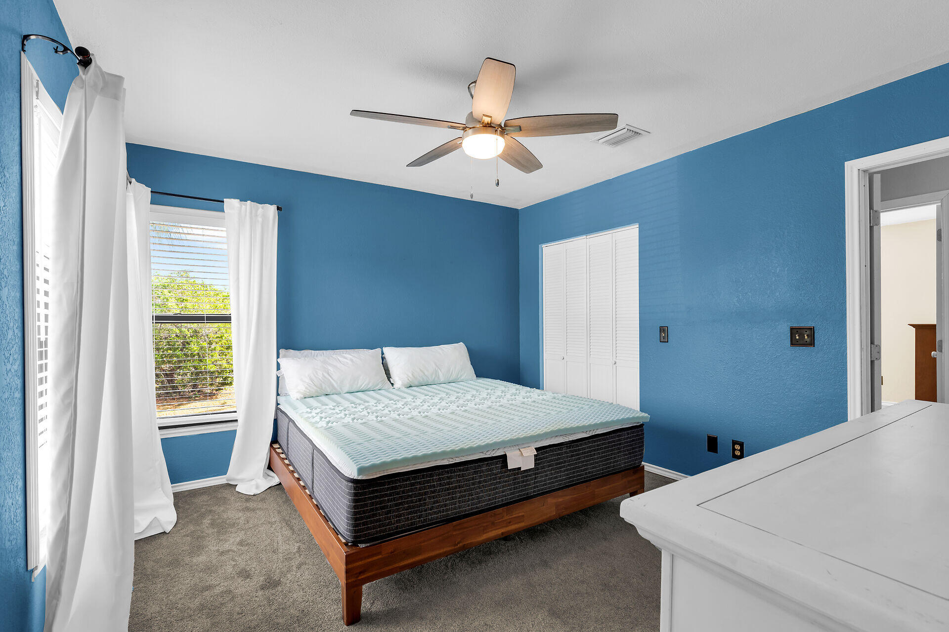 1341 Avenue C Property Photo 20