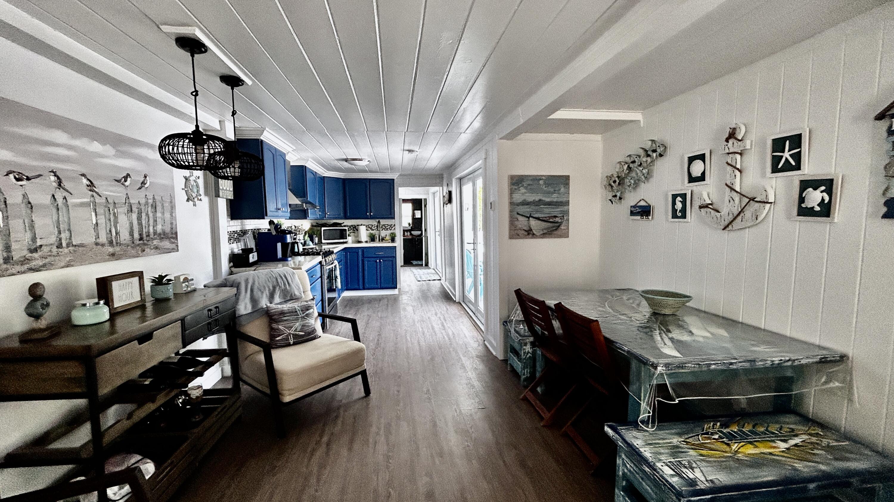 124 S Bay Harbor Drive Property Photo 7