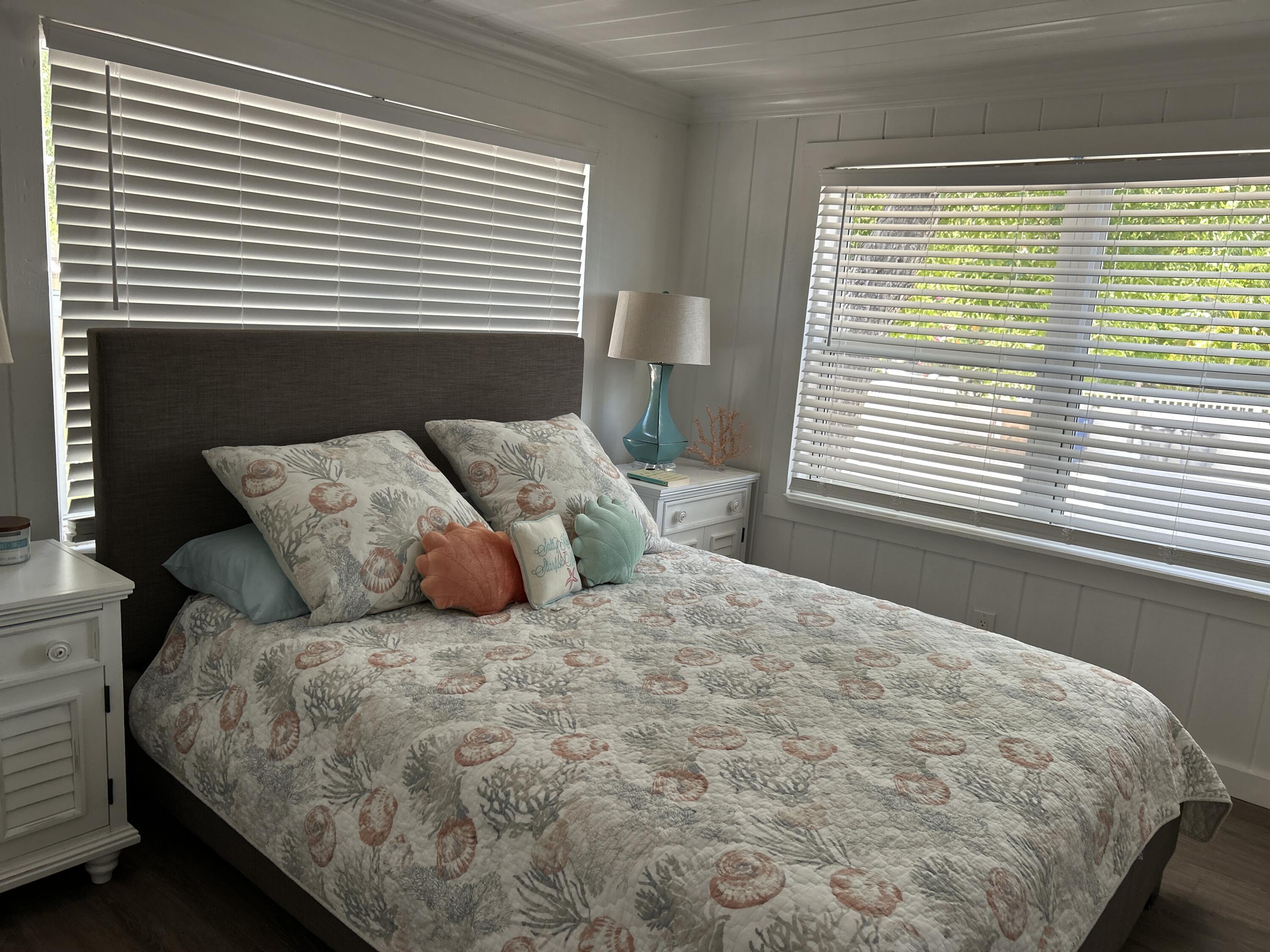 124 S Bay Harbor Drive Property Photo 18