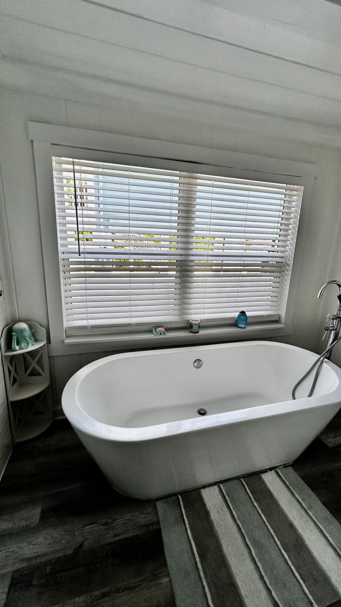 124 S Bay Harbor Drive Property Photo 23