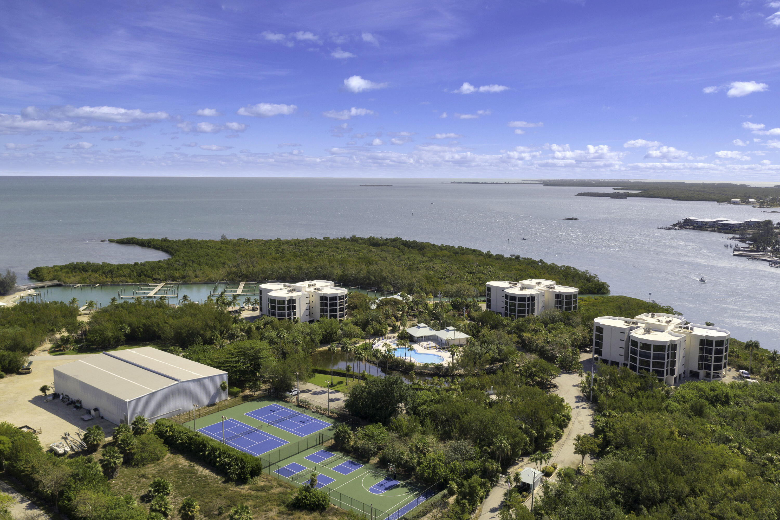 7201 Gulf Of Mexico Boulevard, 201 Property Photo 5