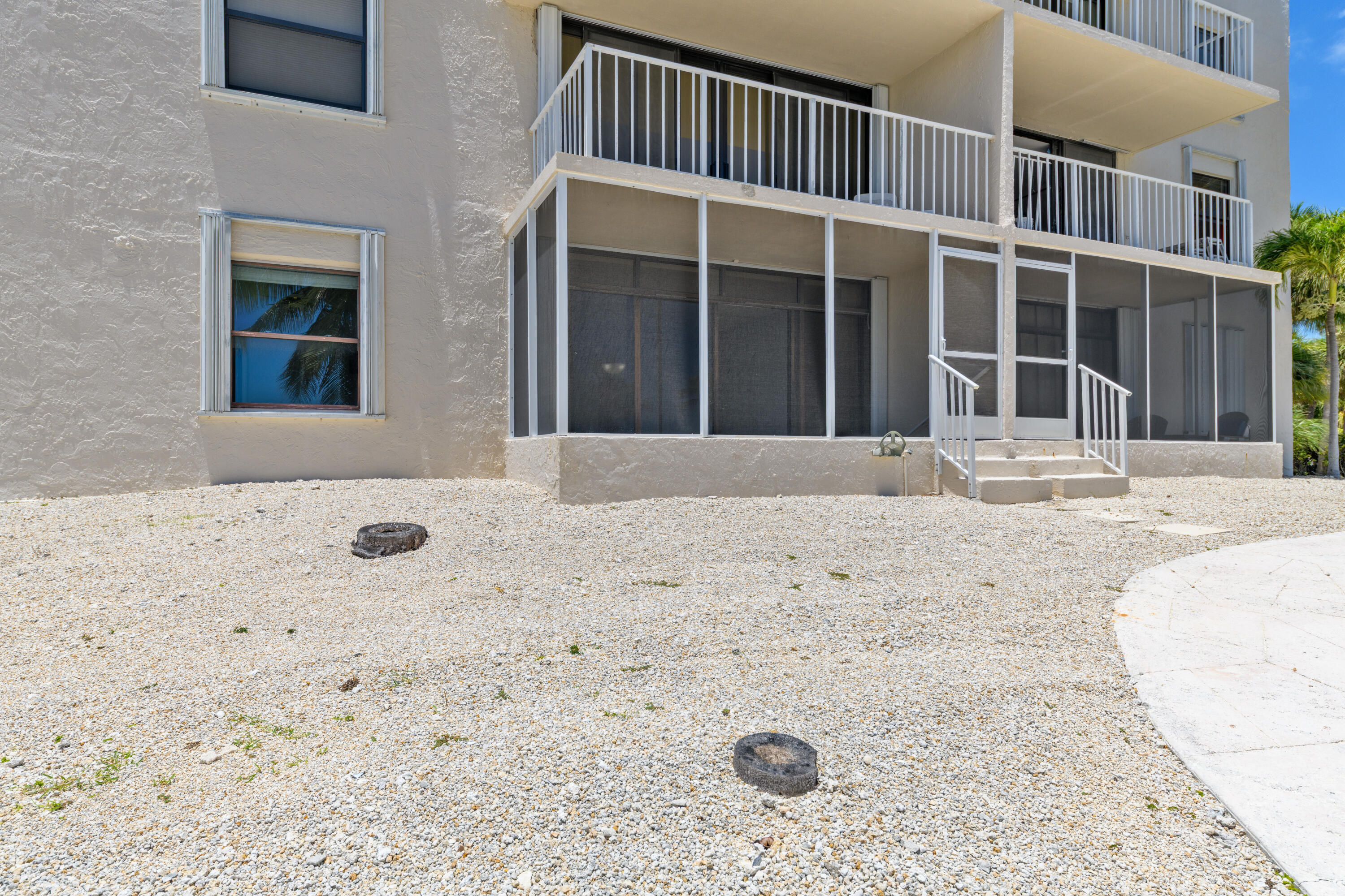2000 Coco Plum Drive, 106 Property Photo 17