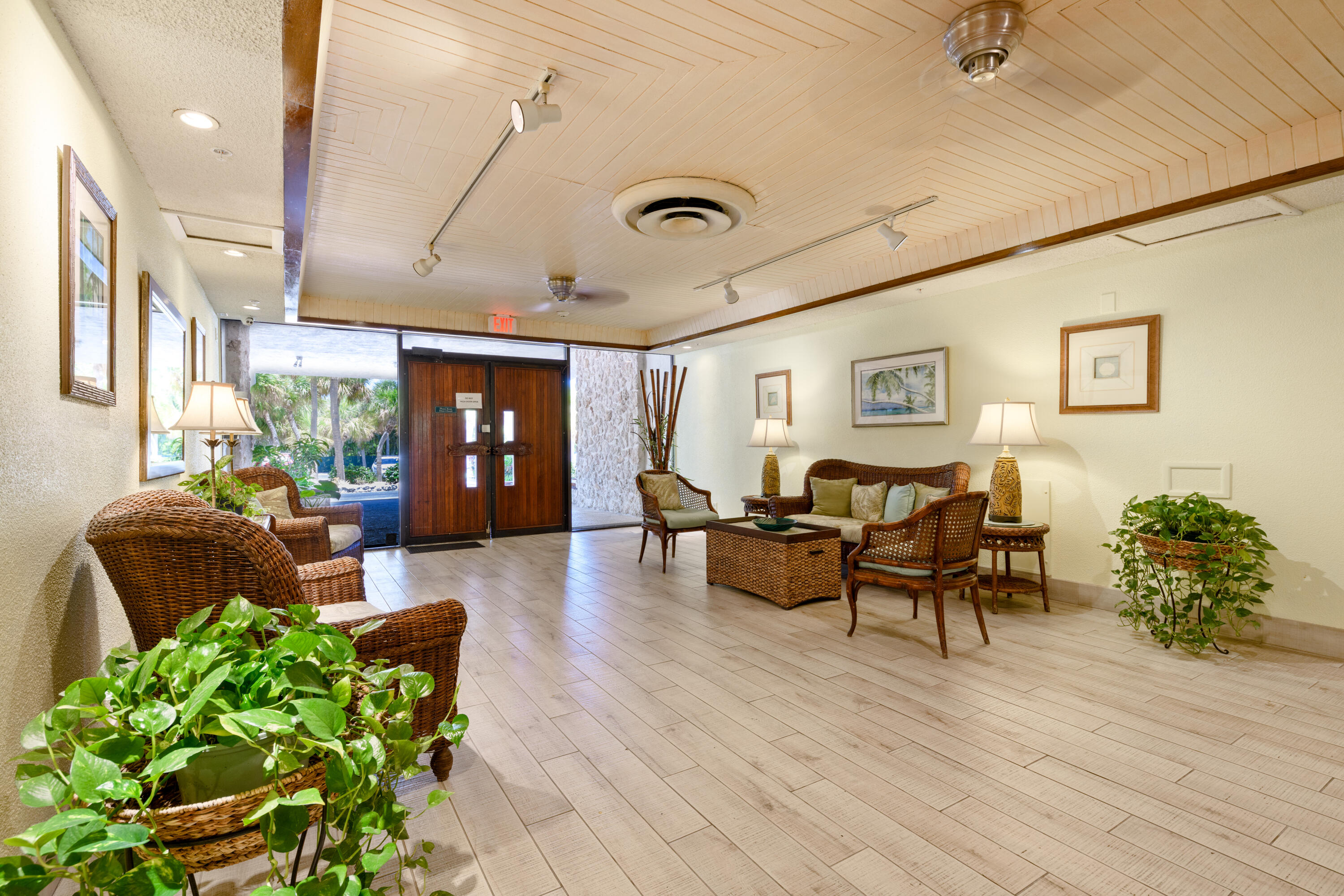 2000 Coco Plum Drive, 106 Property Photo 21