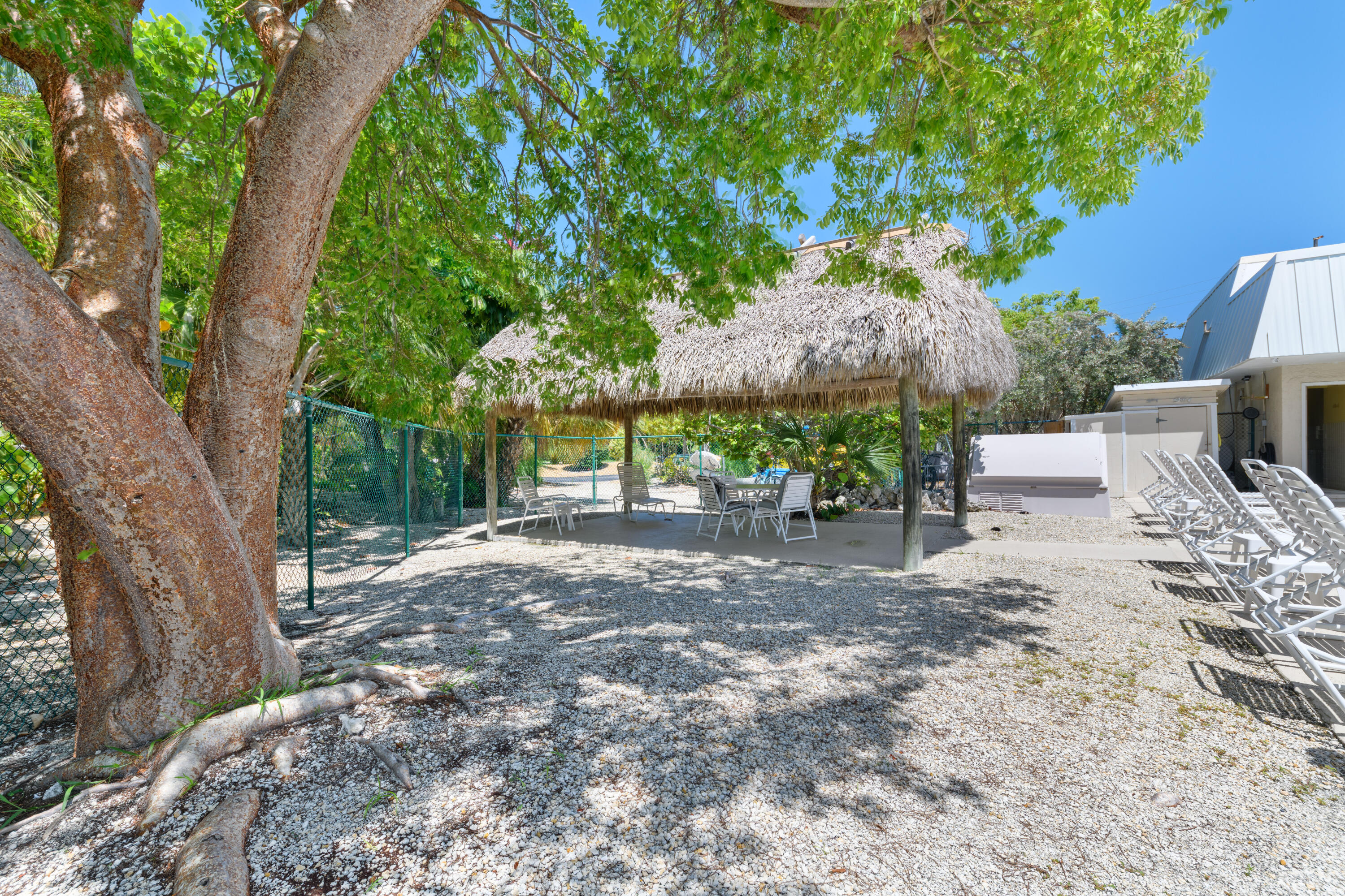 2000 Coco Plum Drive, 106 Property Photo 29