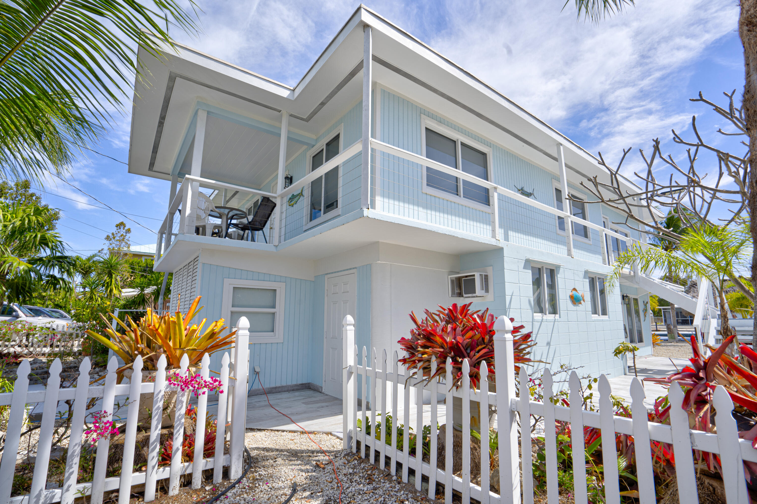 162 Azalea Street, Upper Property Photo 1