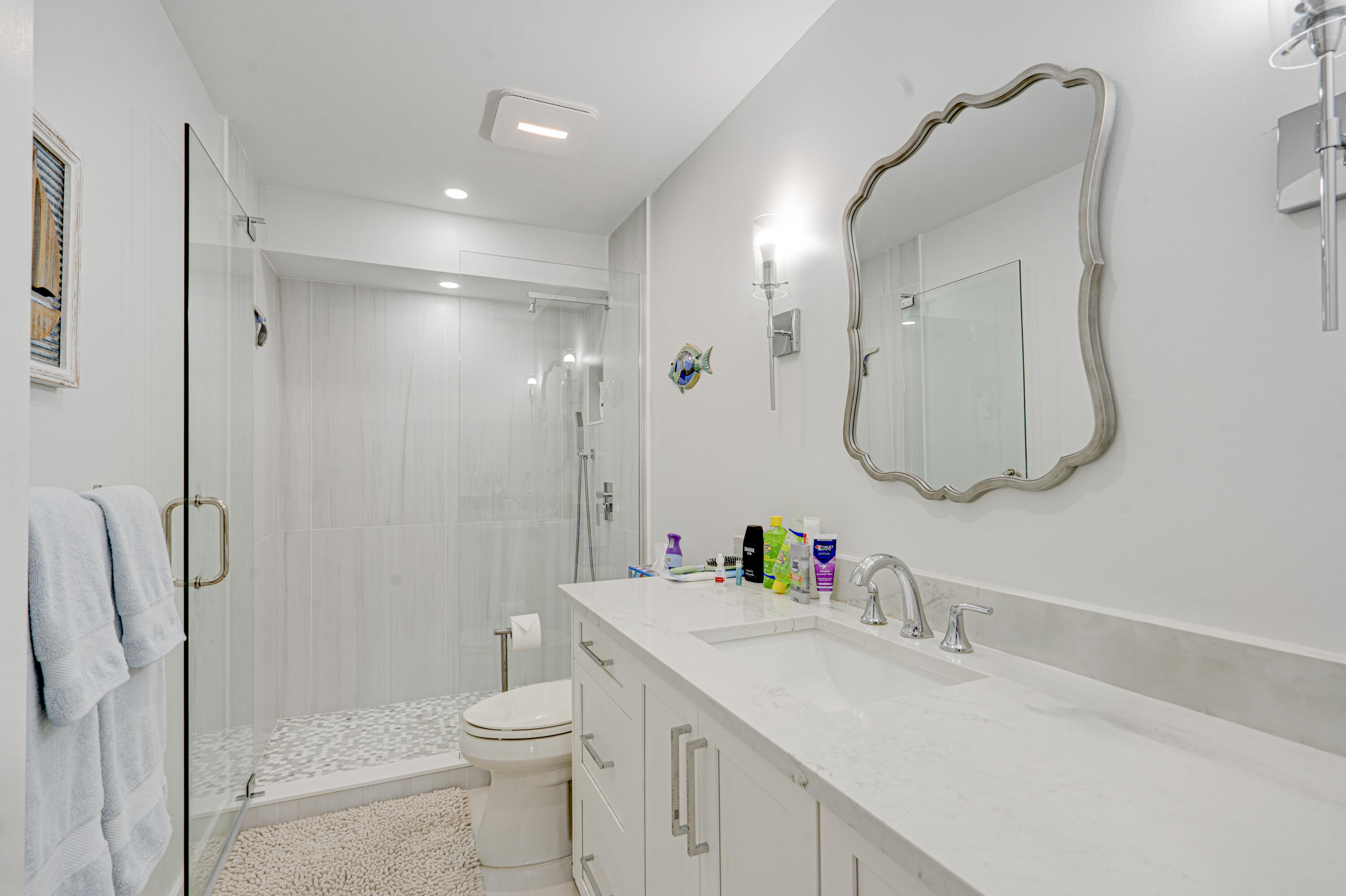 162 Azalea Street, Upper Property Photo 19