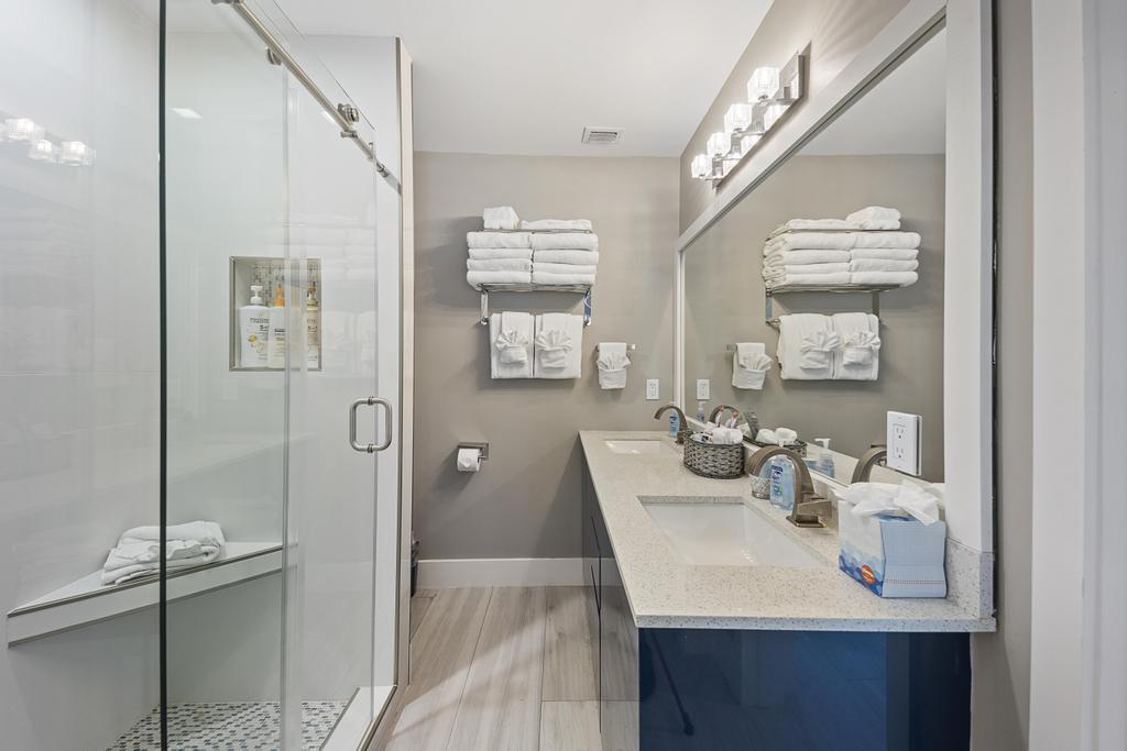 7031 Harbor Village Drive Property Photo 23
