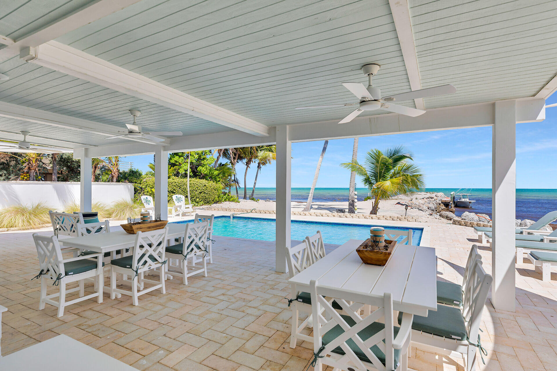 75691 Overseas Highway Property Photo 17