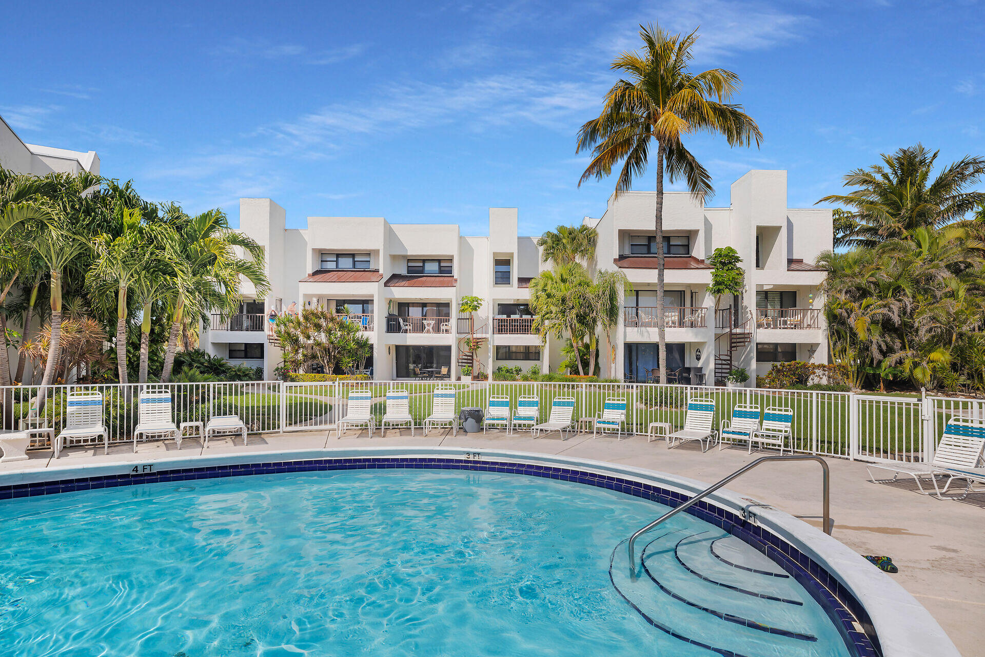 601 W Ocean Drive, 209d Property Photo 27