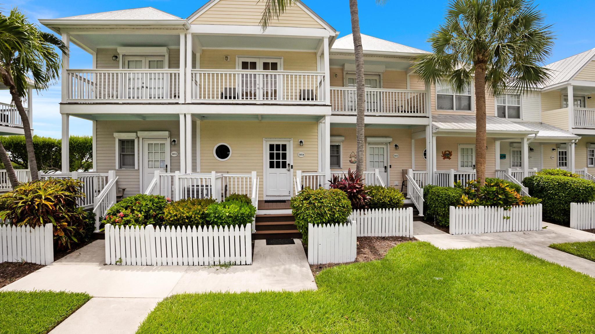 5054 Sunset Village Drive Property Photo 6