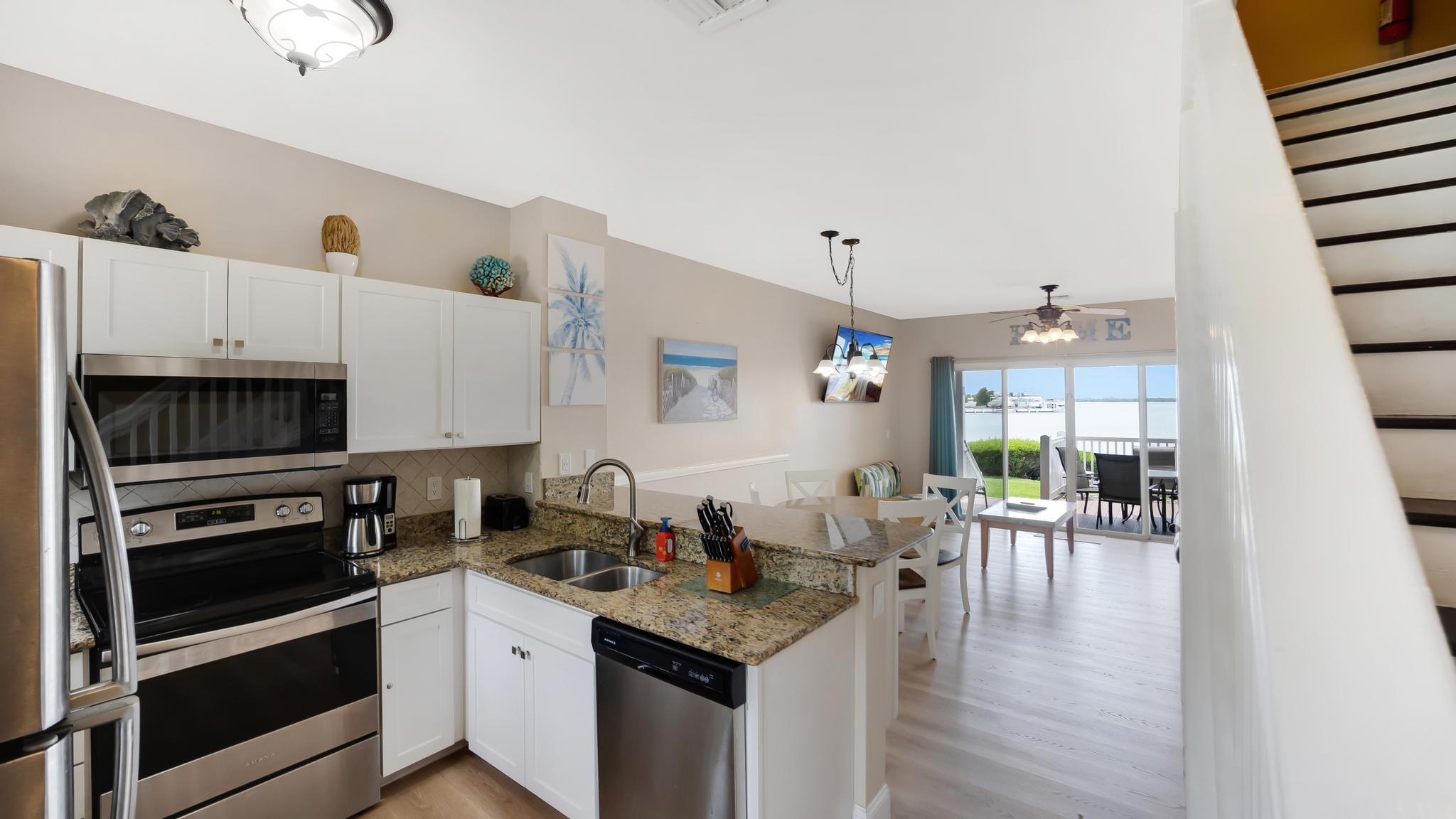 5054 Sunset Village Drive Property Photo 11