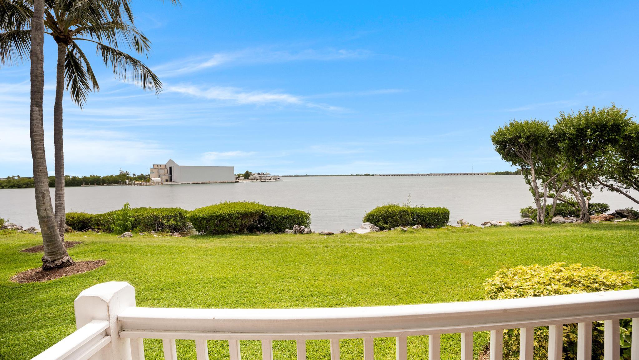 5054 Sunset Village Drive Property Photo 20