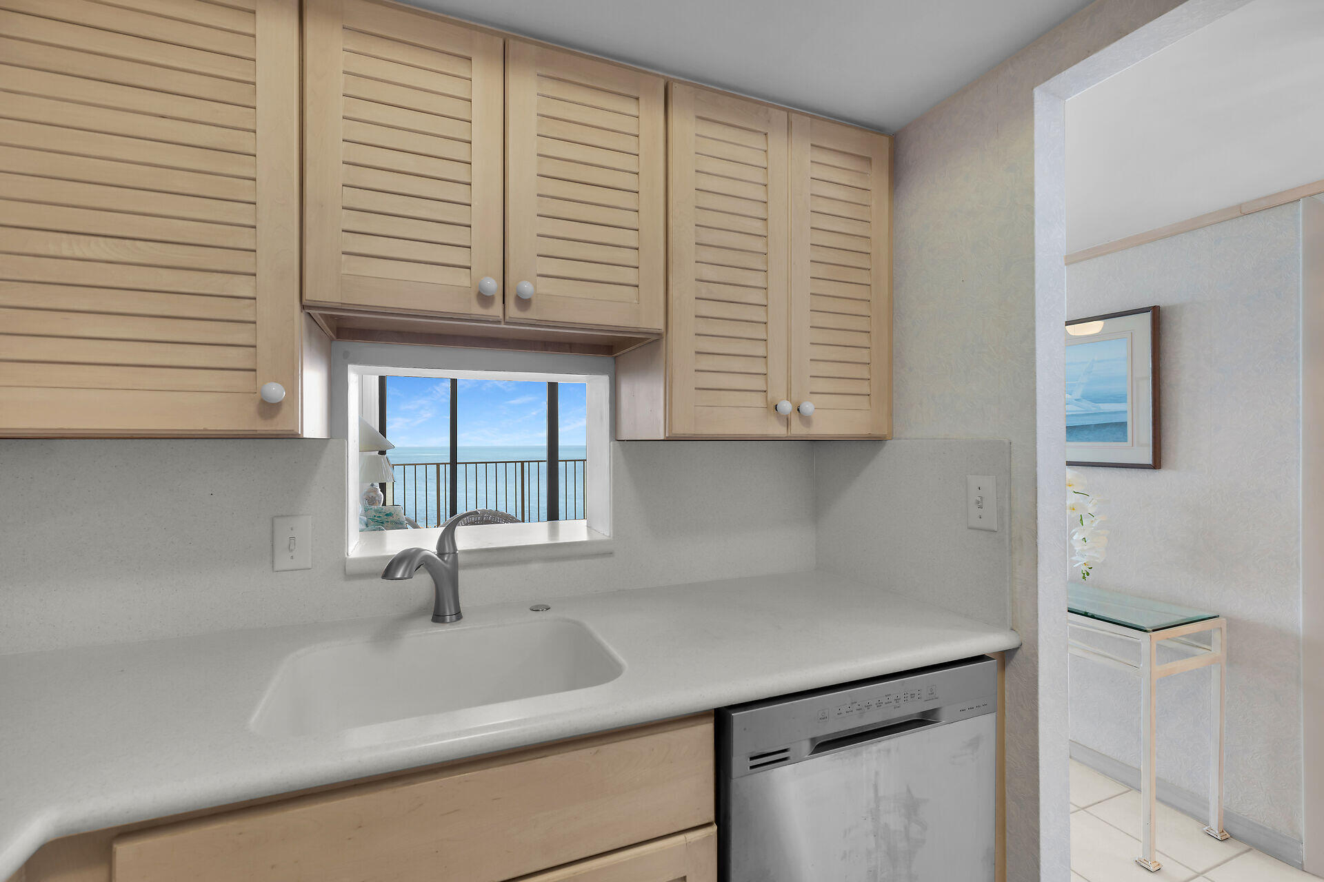 2000 Coco Plum Drive, 1102 Property Photo 7