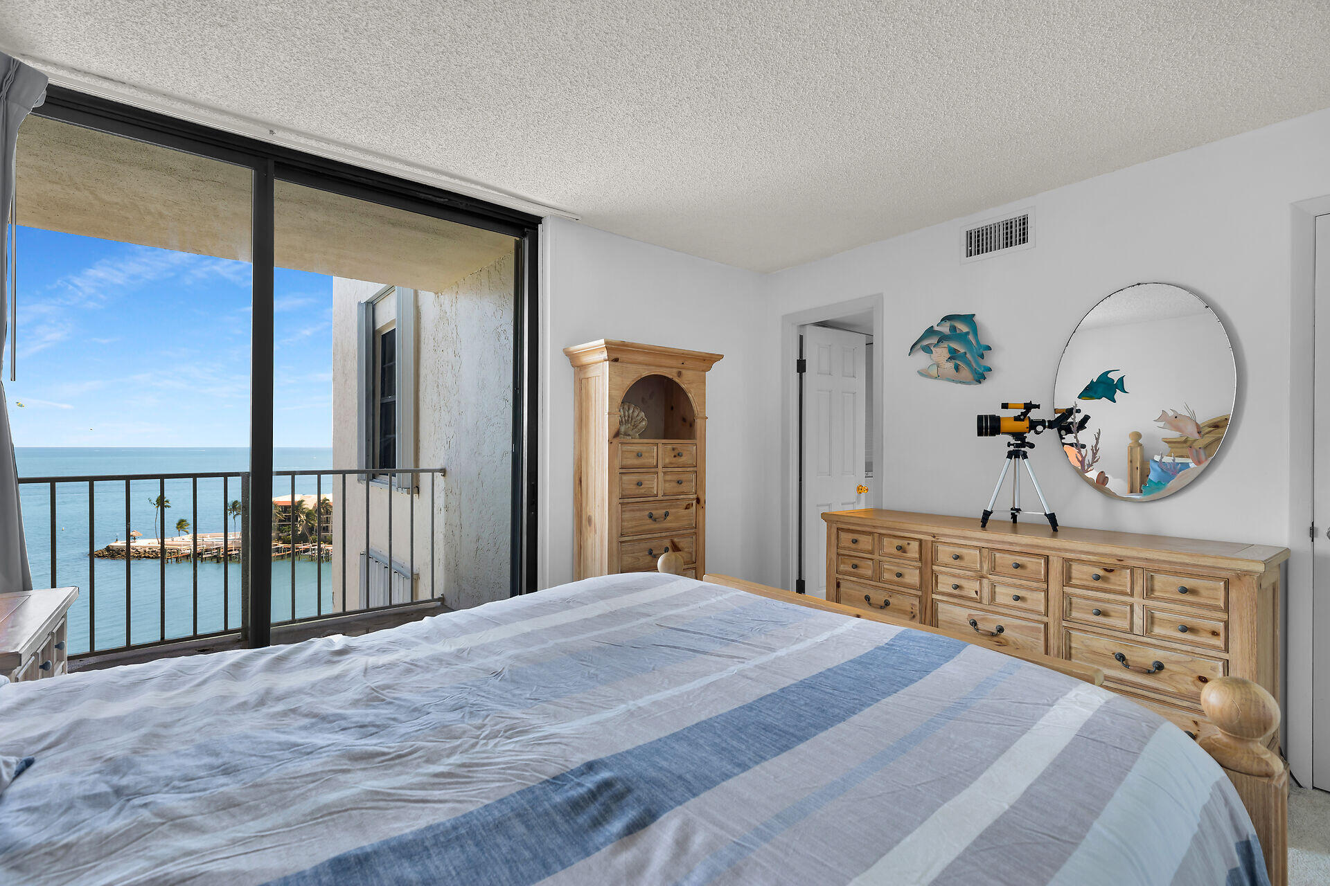 2000 Coco Plum Drive, 1102 Property Photo 10