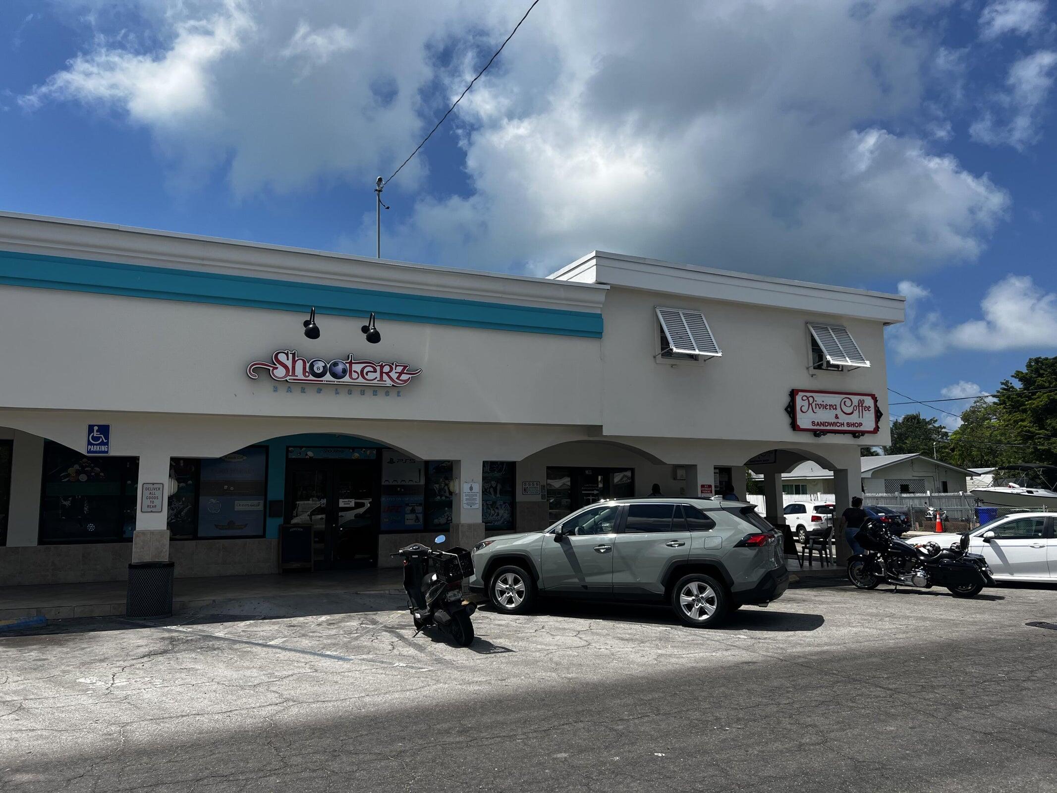 3100 Flagler Avenue, B Property Photo 1