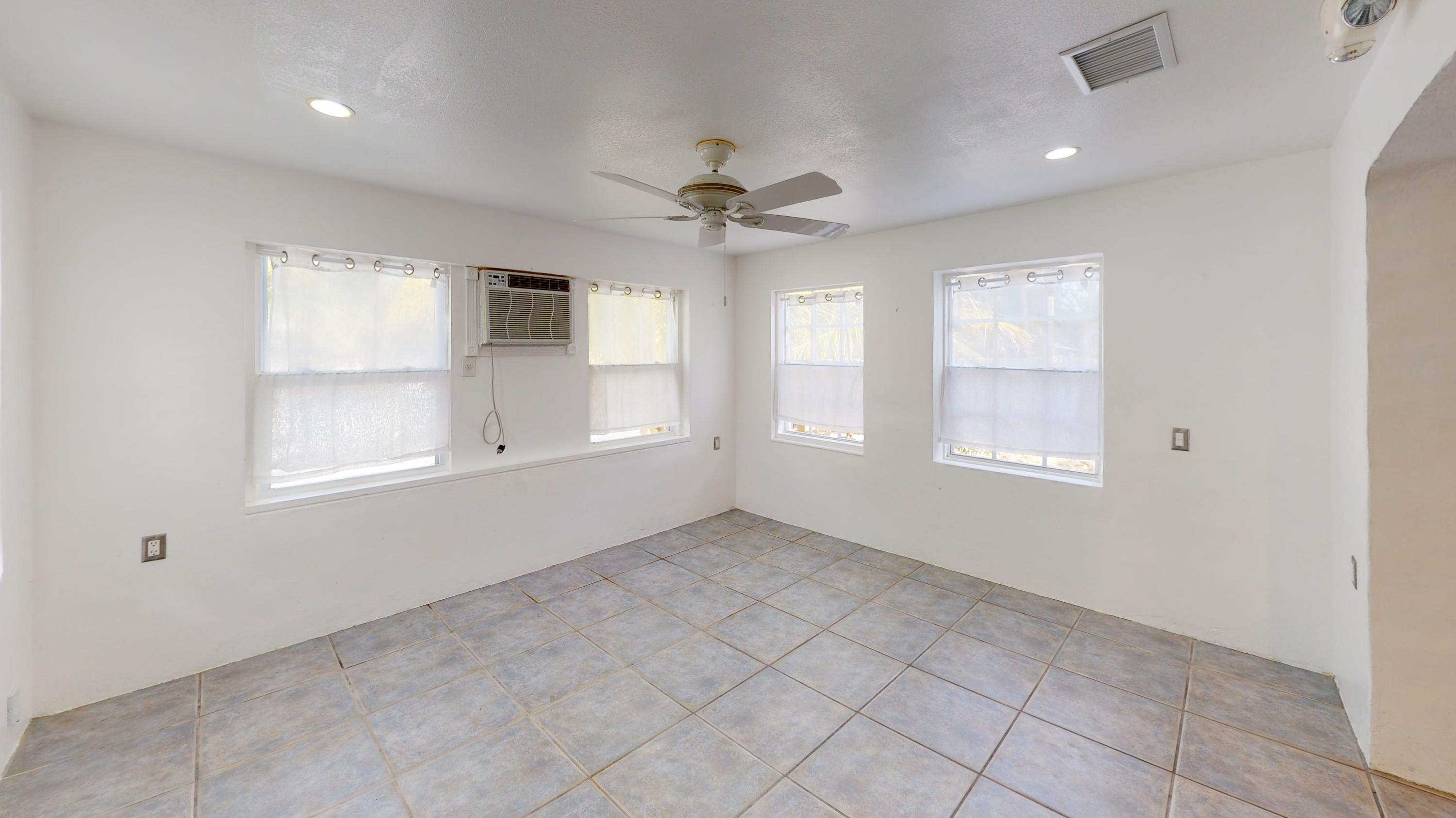 31525 Avenue A Property Photo 15