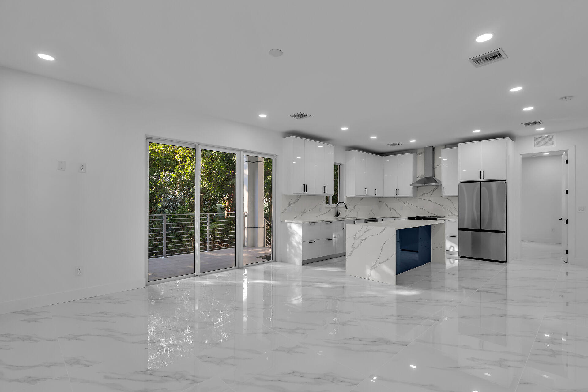 46 Transylvania Avenue Property Photo 4
