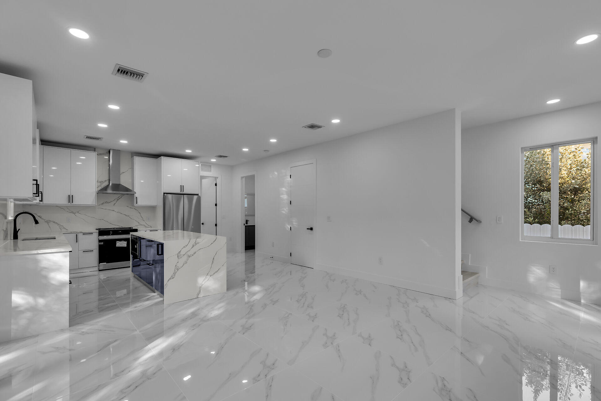 46 Transylvania Avenue Property Photo 10