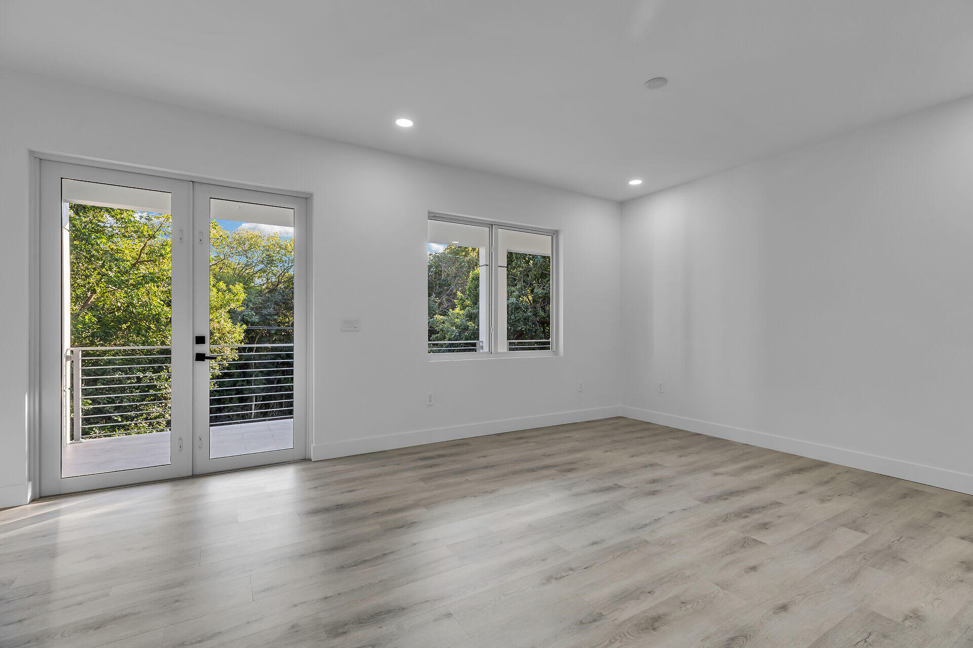 46 Transylvania Avenue Property Photo 22