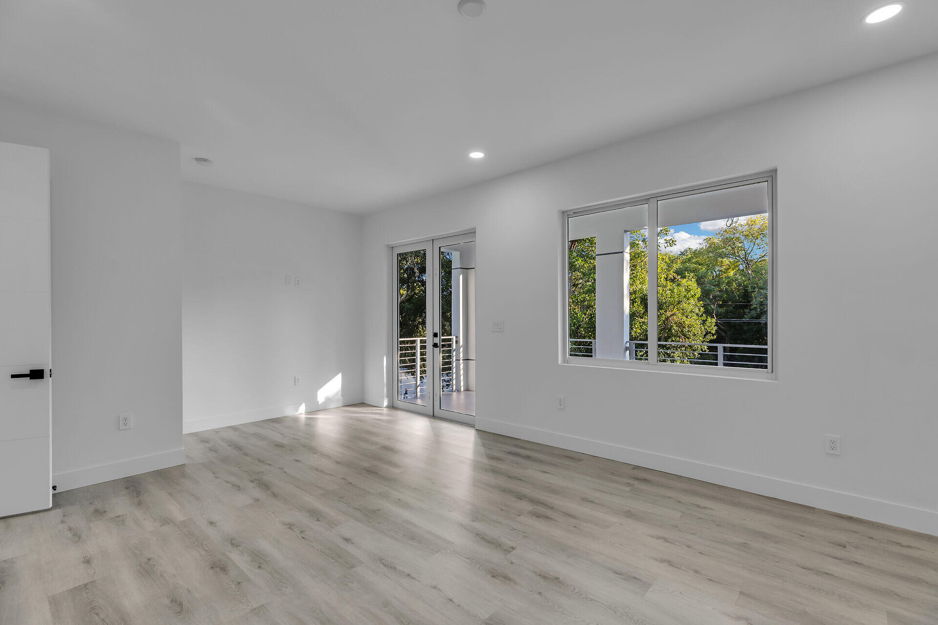 46 Transylvania Avenue Property Photo 23