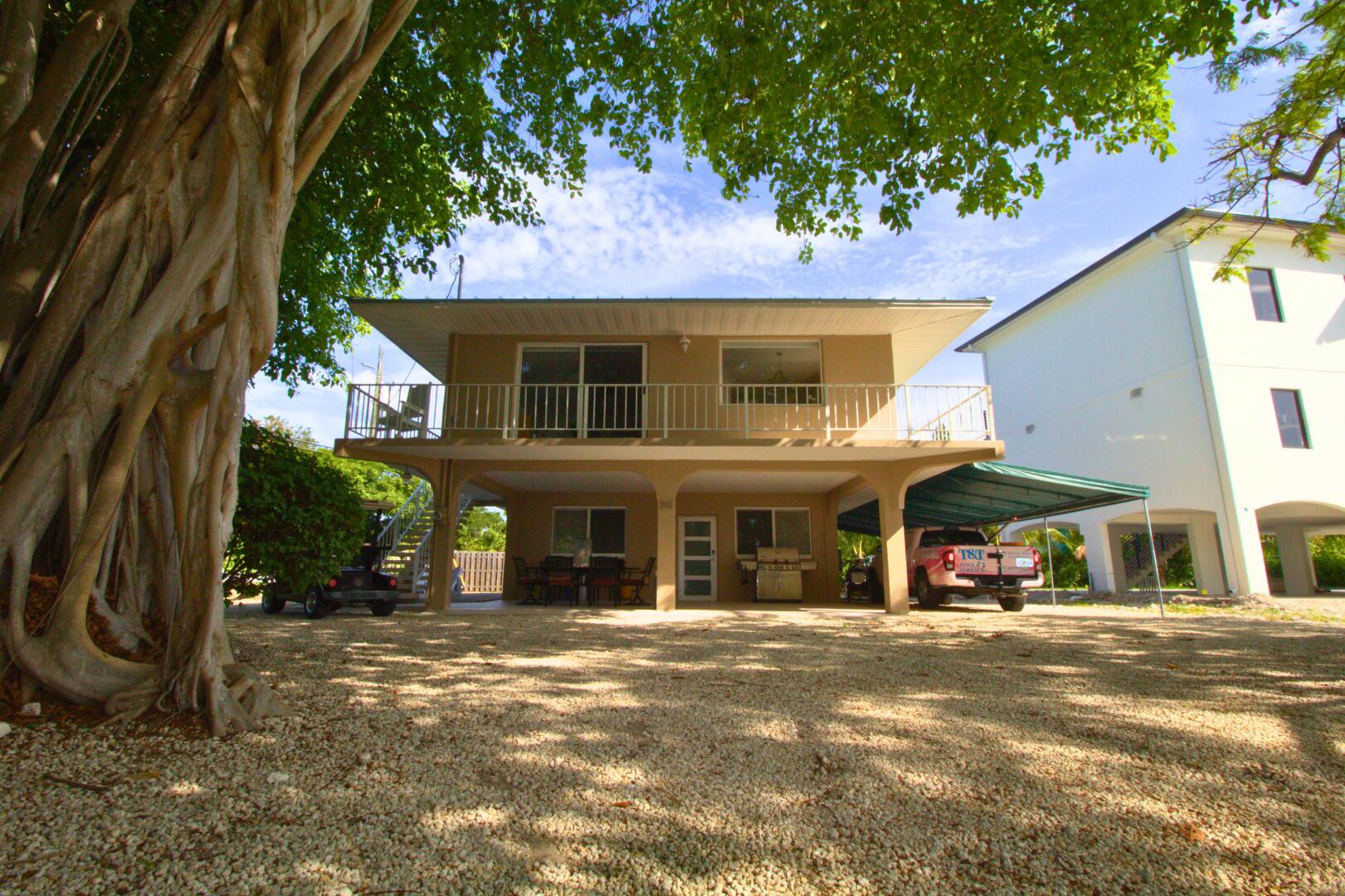 210 Schooner Lane Property Photo 5