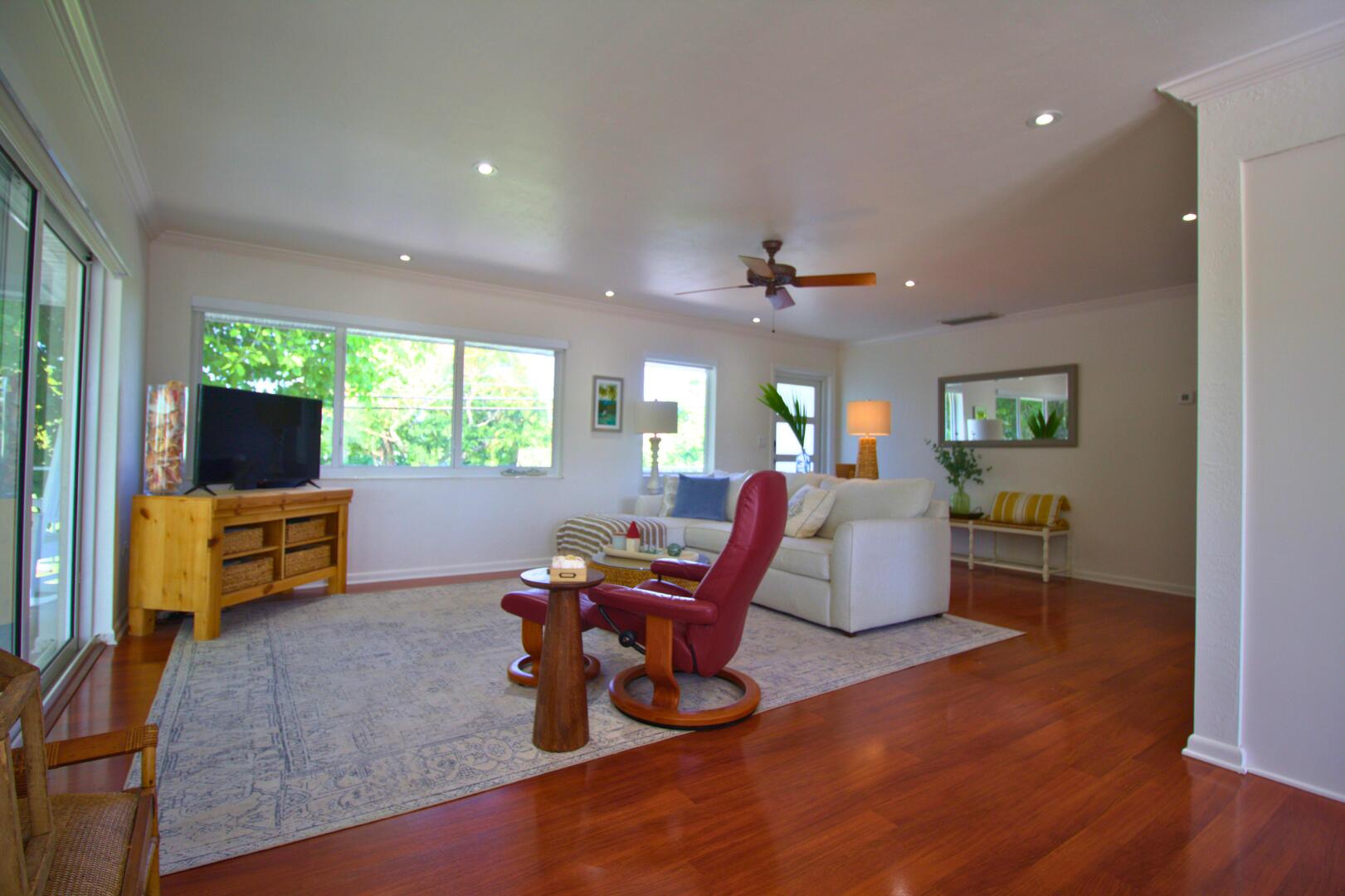 210 Schooner Lane Property Photo 9