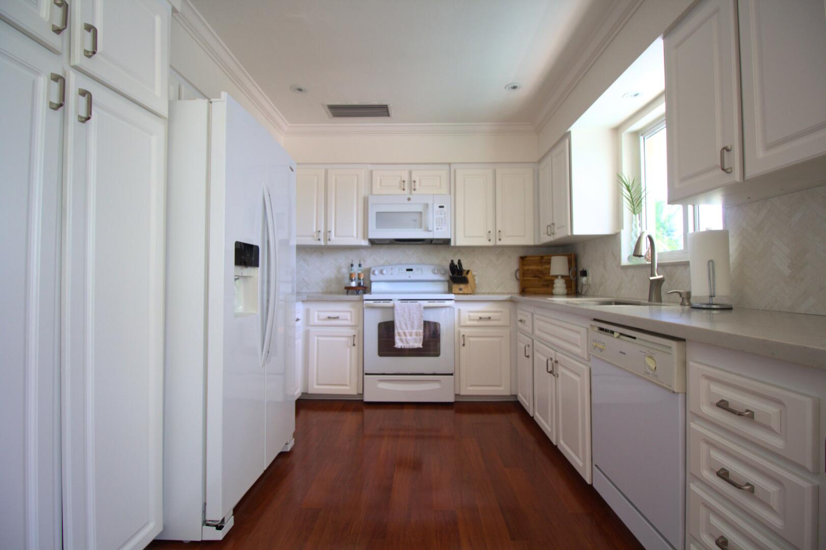 210 Schooner Lane Property Photo 12