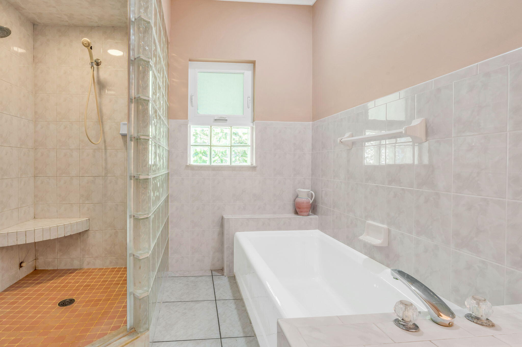 117 Avenue E Property Photo 27