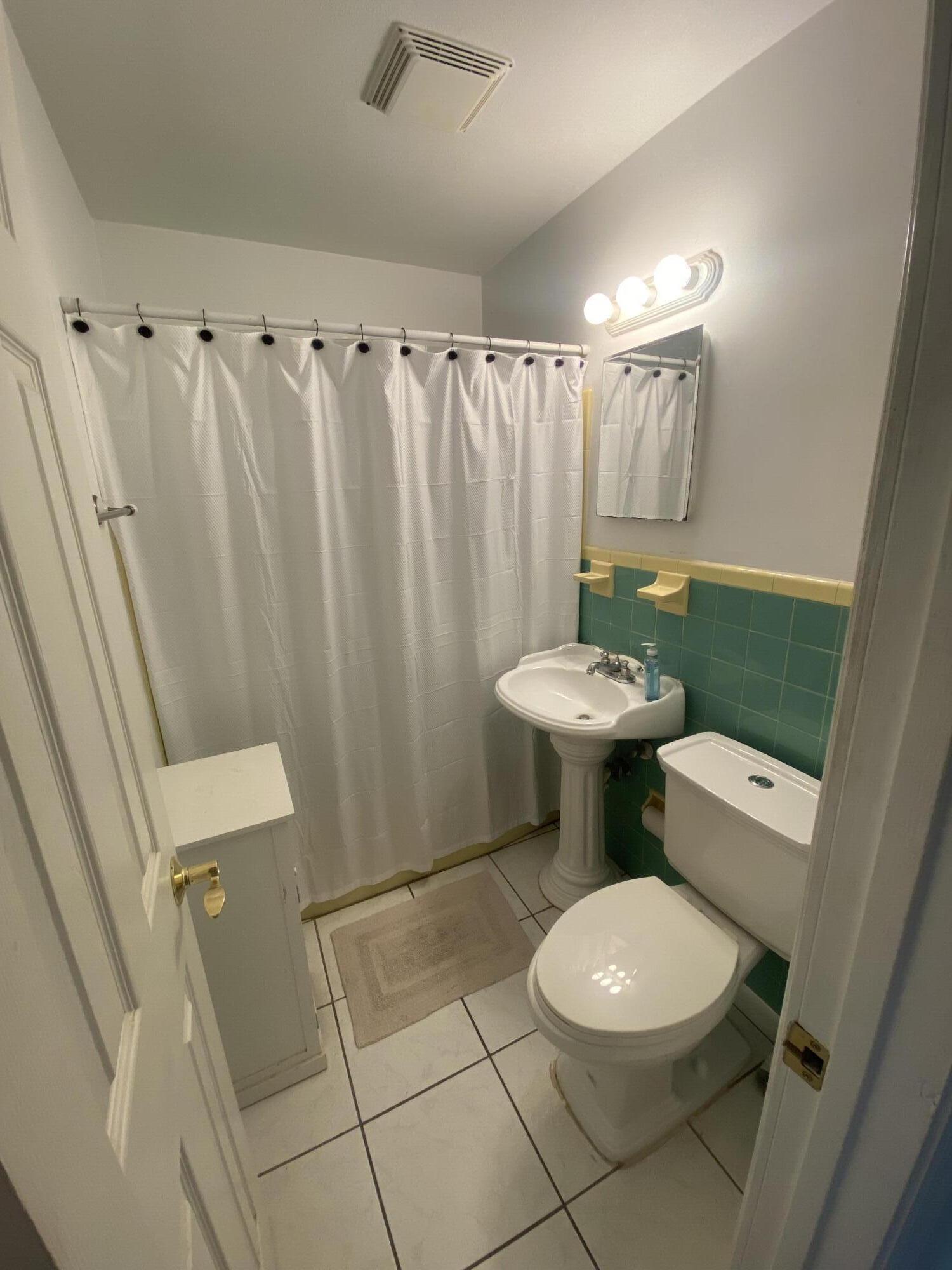 2928 Fogarty Avenue Property Photo 10