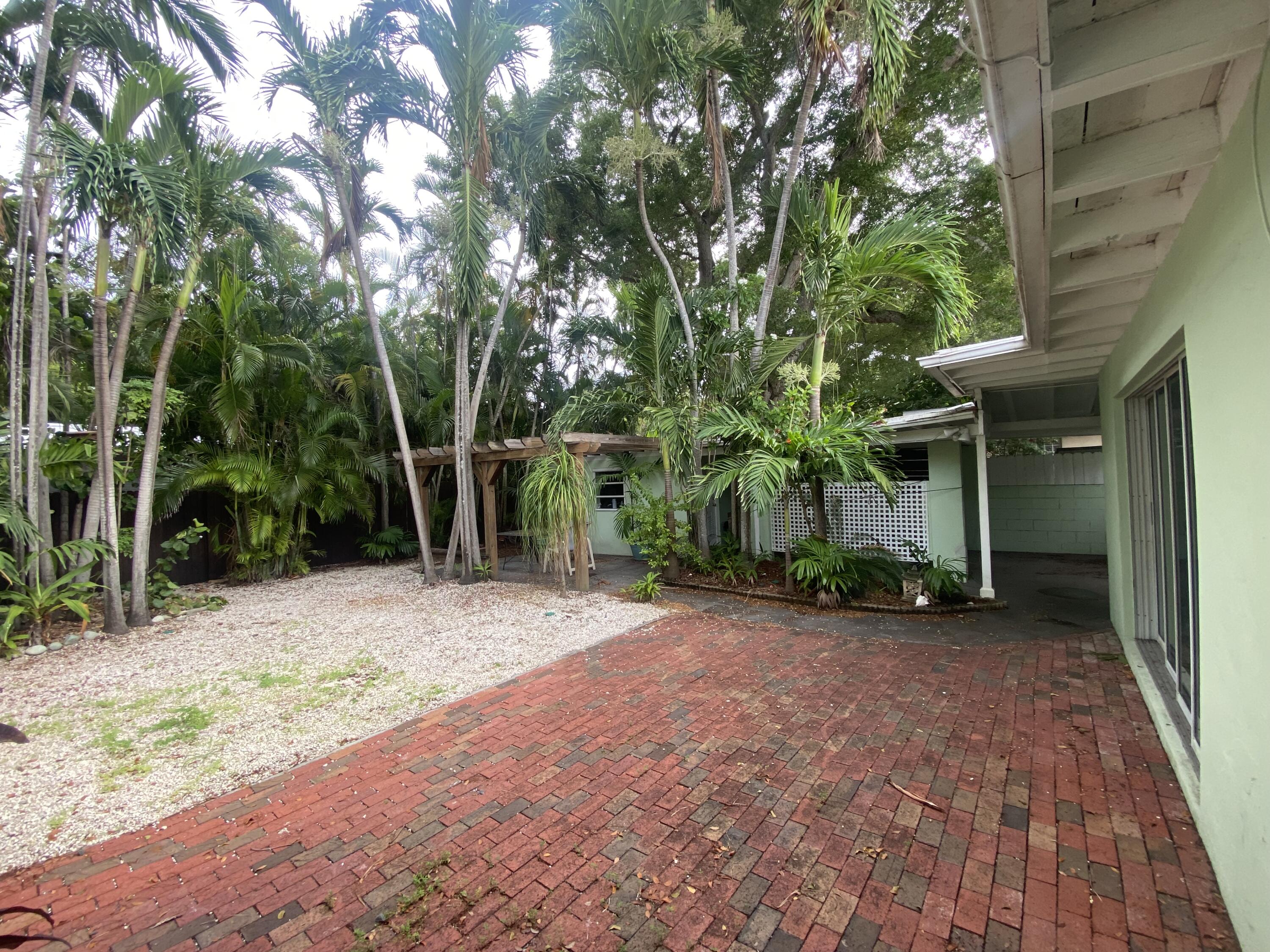 2928 Fogarty Avenue Property Photo 13