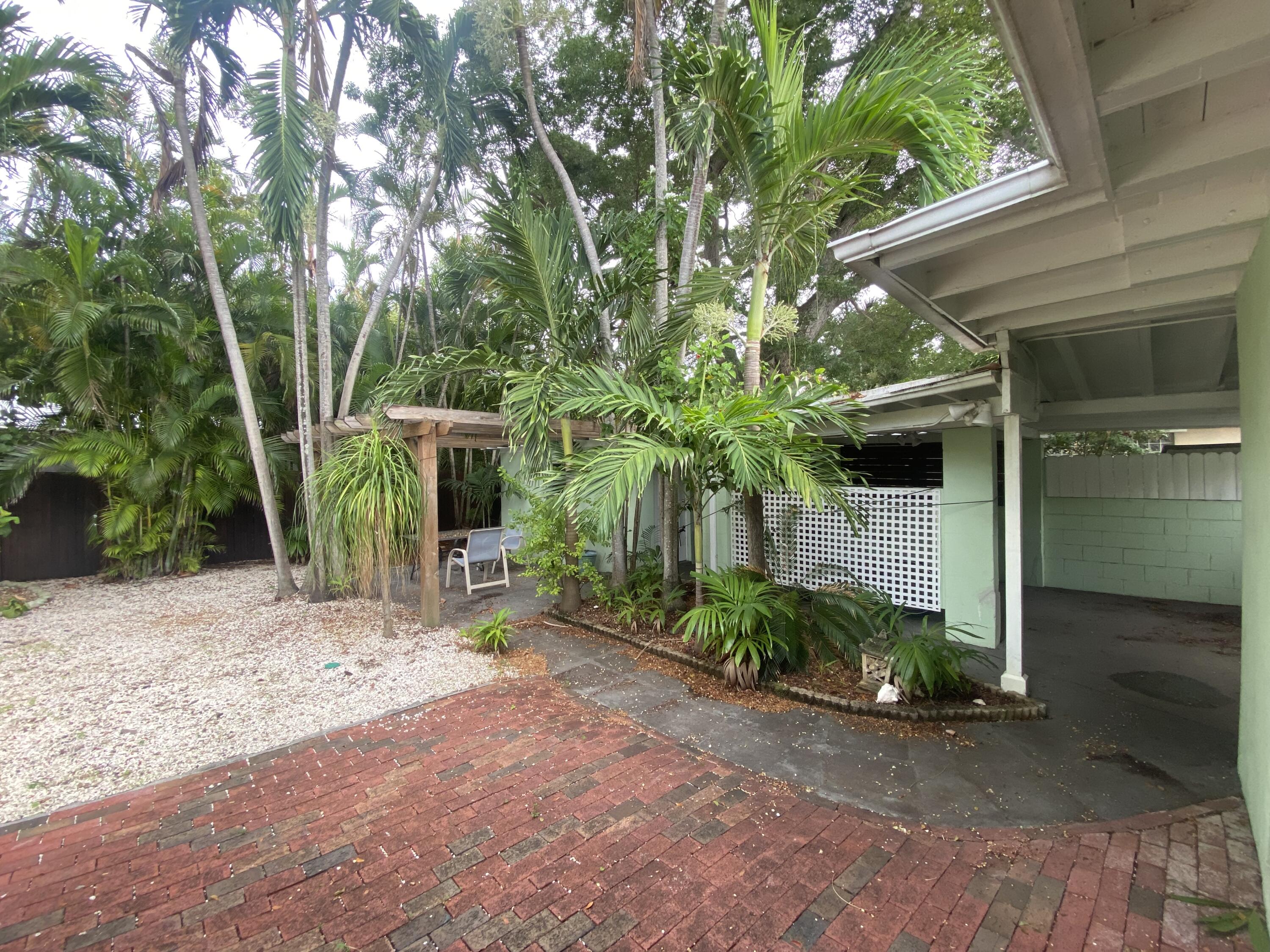 2928 Fogarty Avenue Property Photo 14
