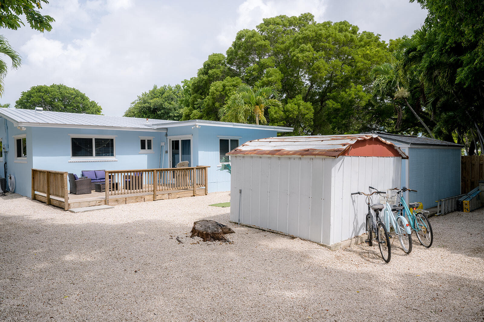 768 Musa Drive Property Photo 12