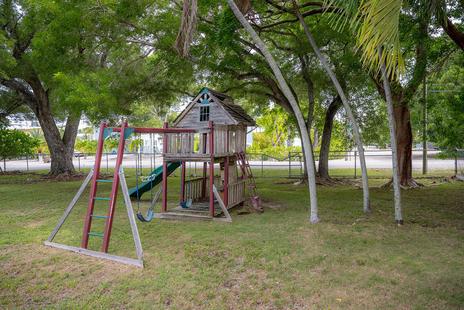 768 Musa Drive Property Photo 21