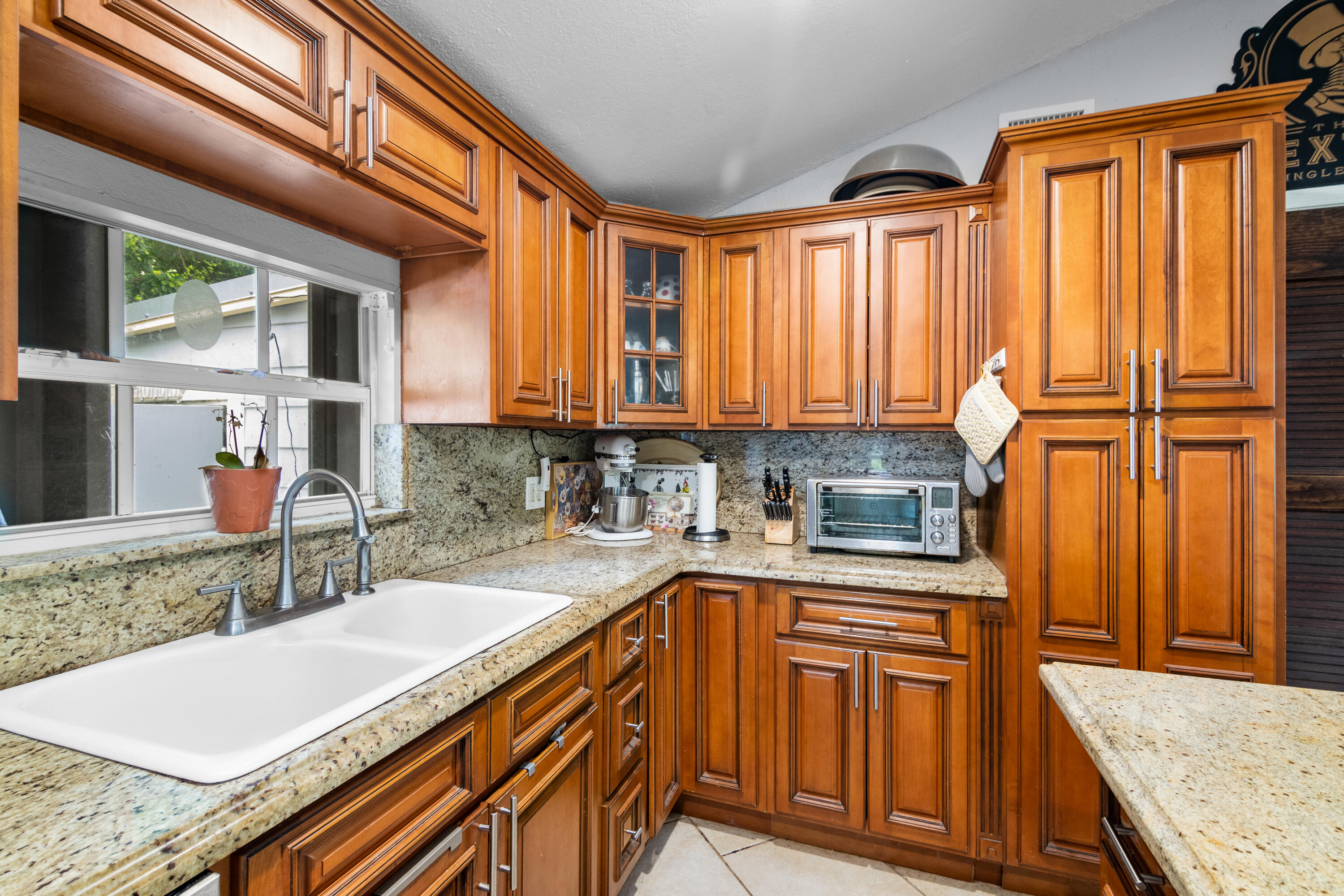 31124 E Avenue E Property Photo 18