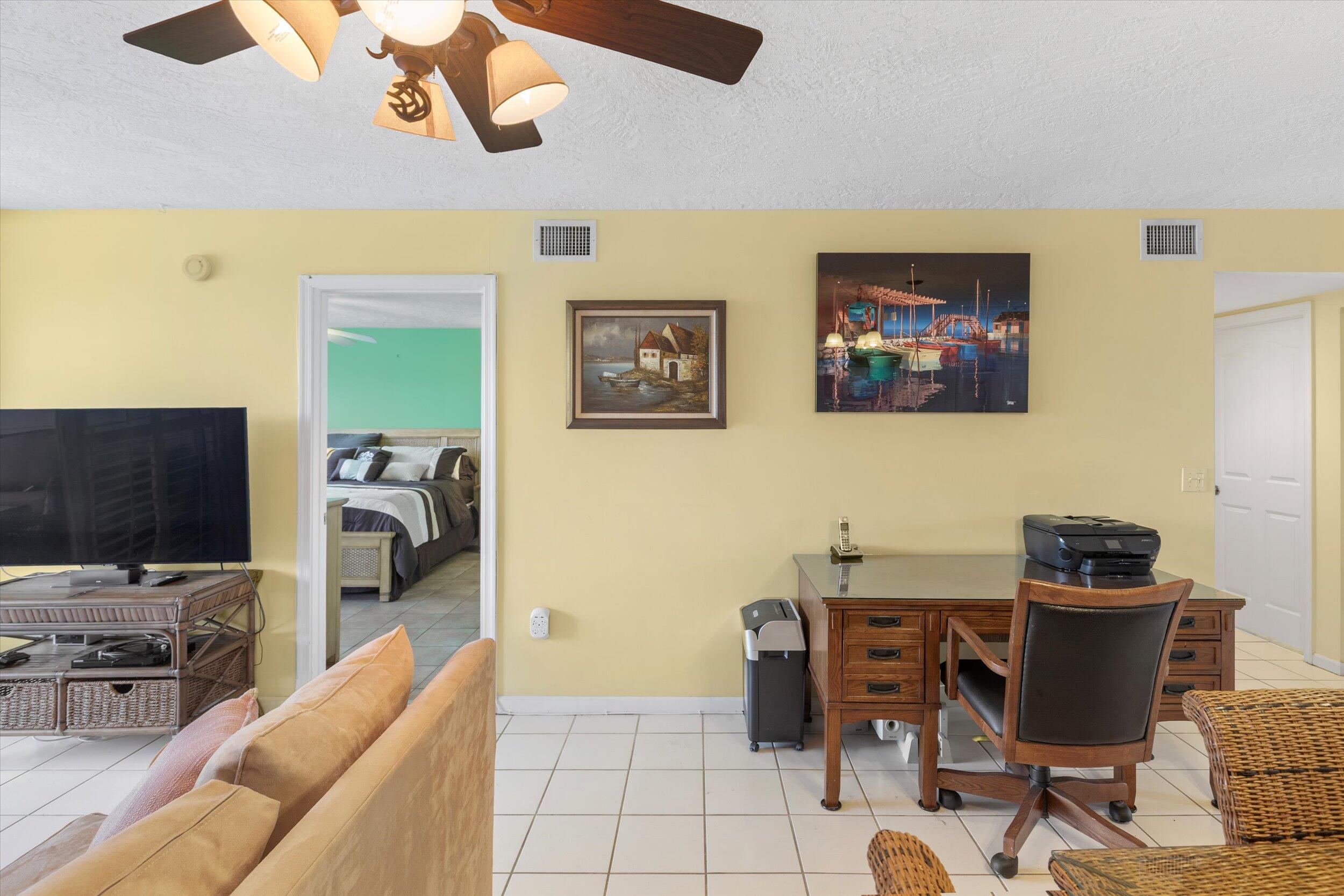 1901 S Roosevelt Boulevard, 201w Property Photo 8